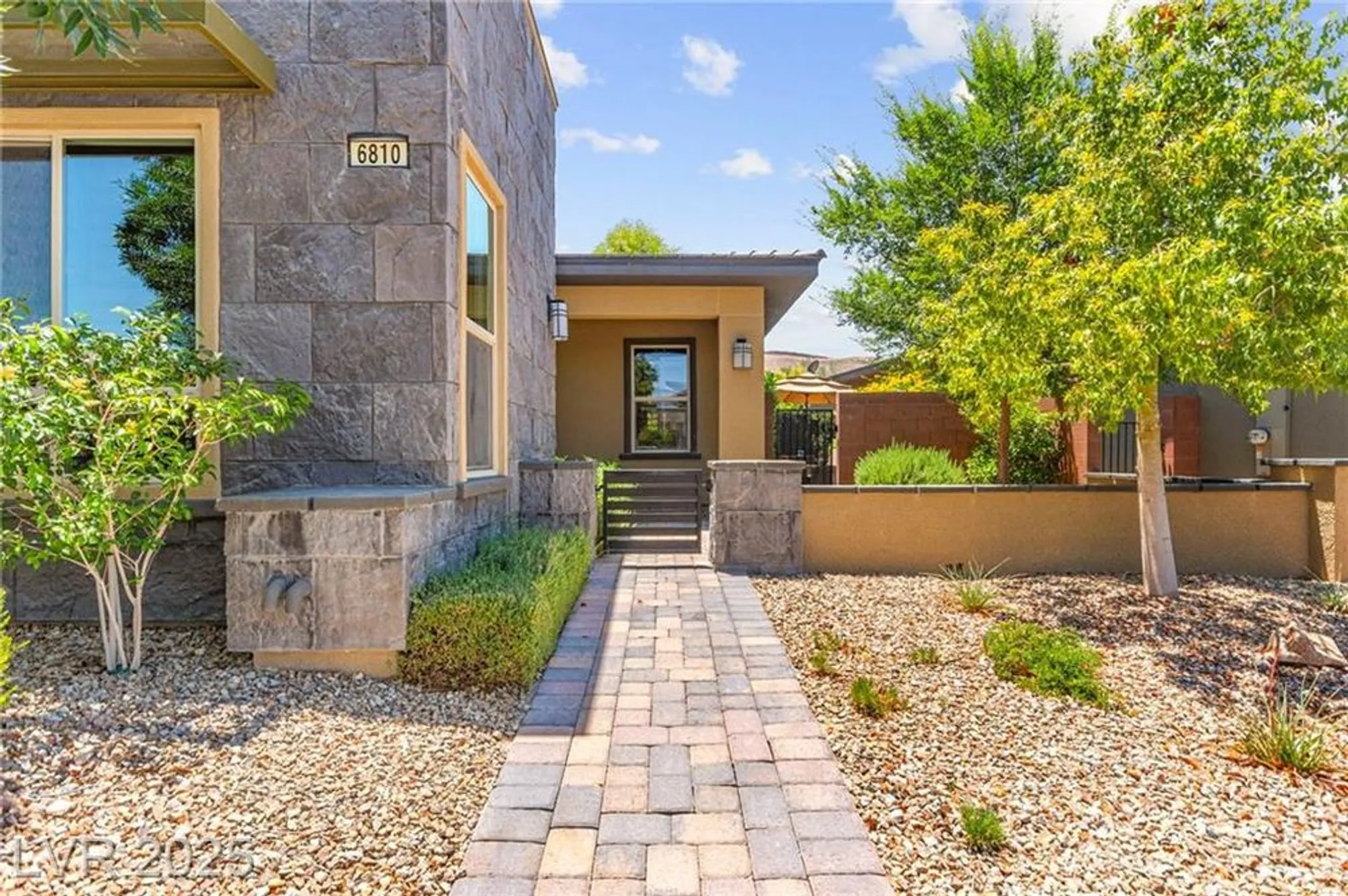 Property Slideshow image 5 of 55 | 6810 silver crescent st, Las Vegas, NV, 89148