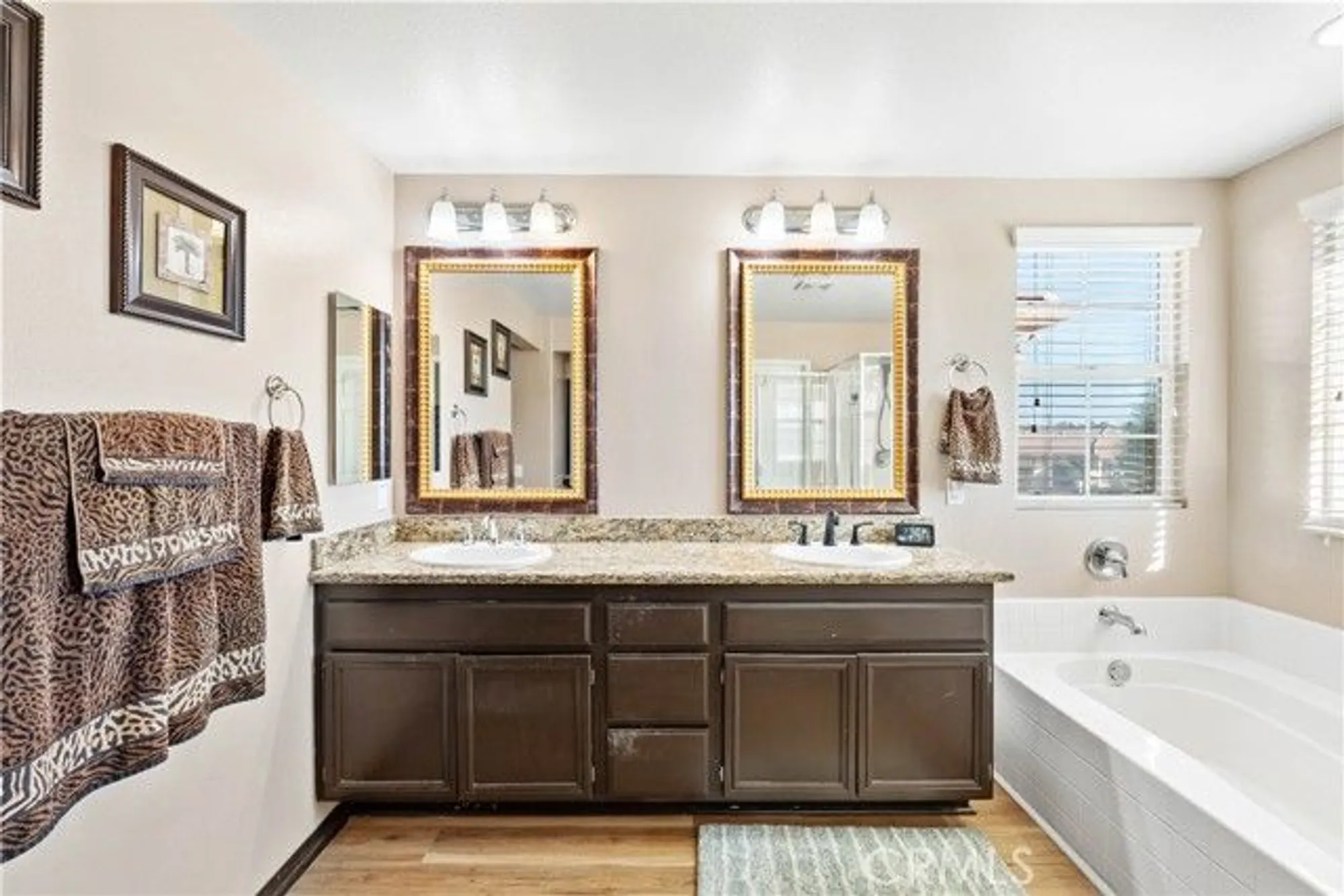 Property Slideshow image 28 of 44 | 26692 rim creek path, Menifee, CA, 92584