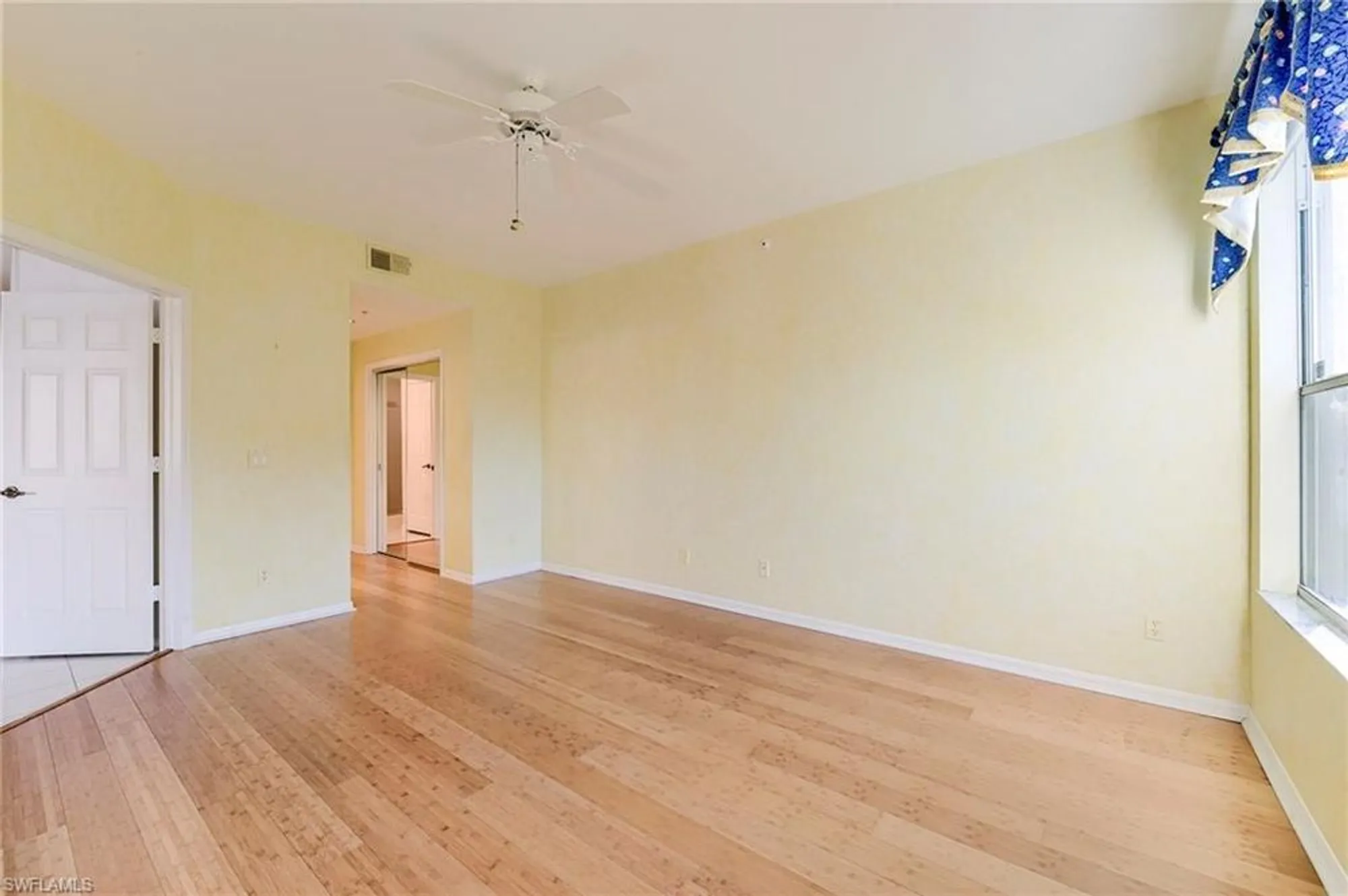 Property Slideshow image 16 of 35 | 25203 pelican creek cir 102, Bonita Springs, FL, 34134