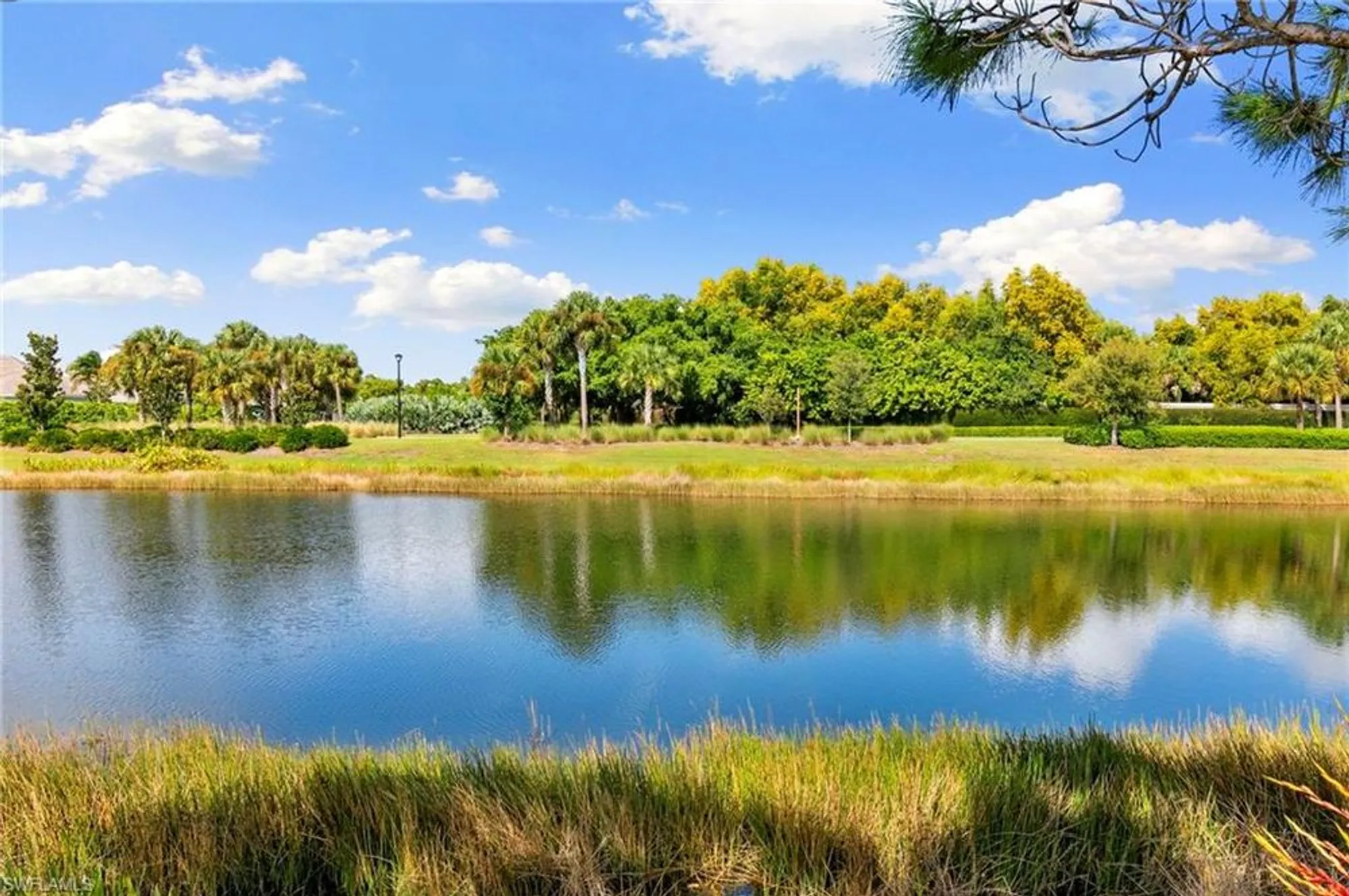 Property Slideshow image 37 of 44 | 4922 andros dr, Naples, FL, 34113