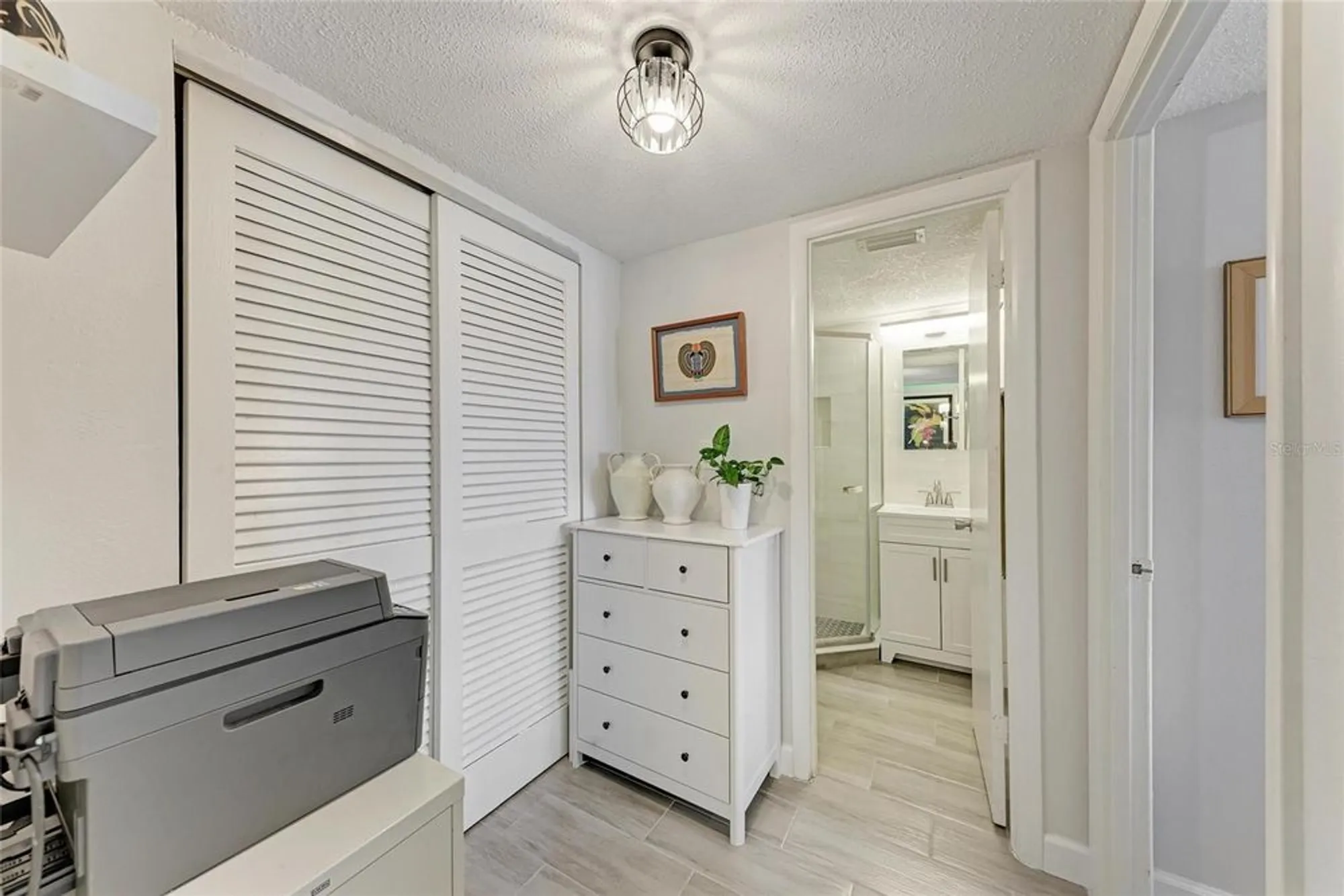 Property Slideshow image 20 of 41 | 4186 heron way # b-219, Bradenton, FL, 34205