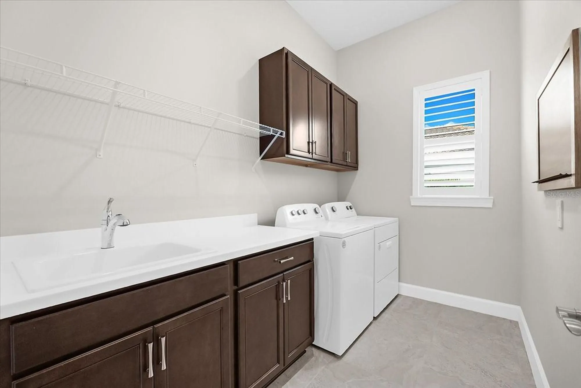 Property Slideshow image 33 of 100 | 7140 woodville cv, Bradenton, FL, 34202