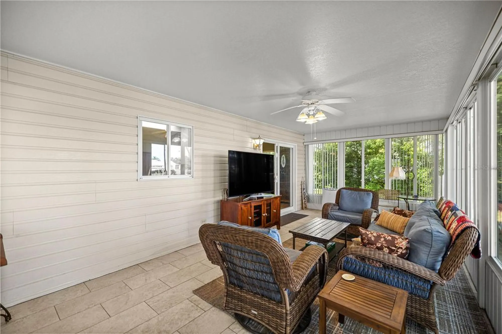 Property Slideshow image 23 of 42 | 17970 se 102nd ct, Summerfield, FL, 34491