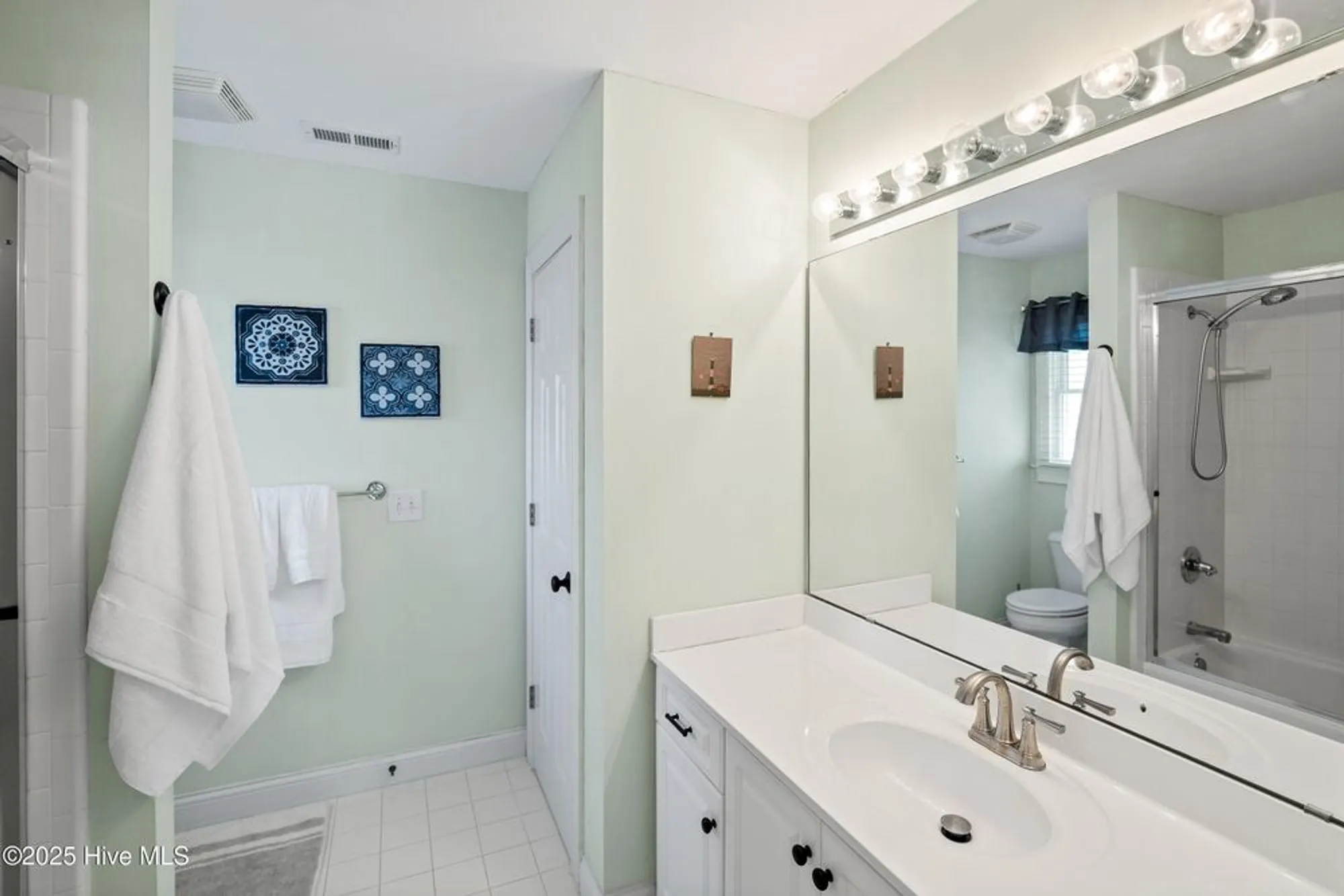 Property Slideshow image 30 of 50 | 621 wild dunes cir, Wilmington, NC, 28411