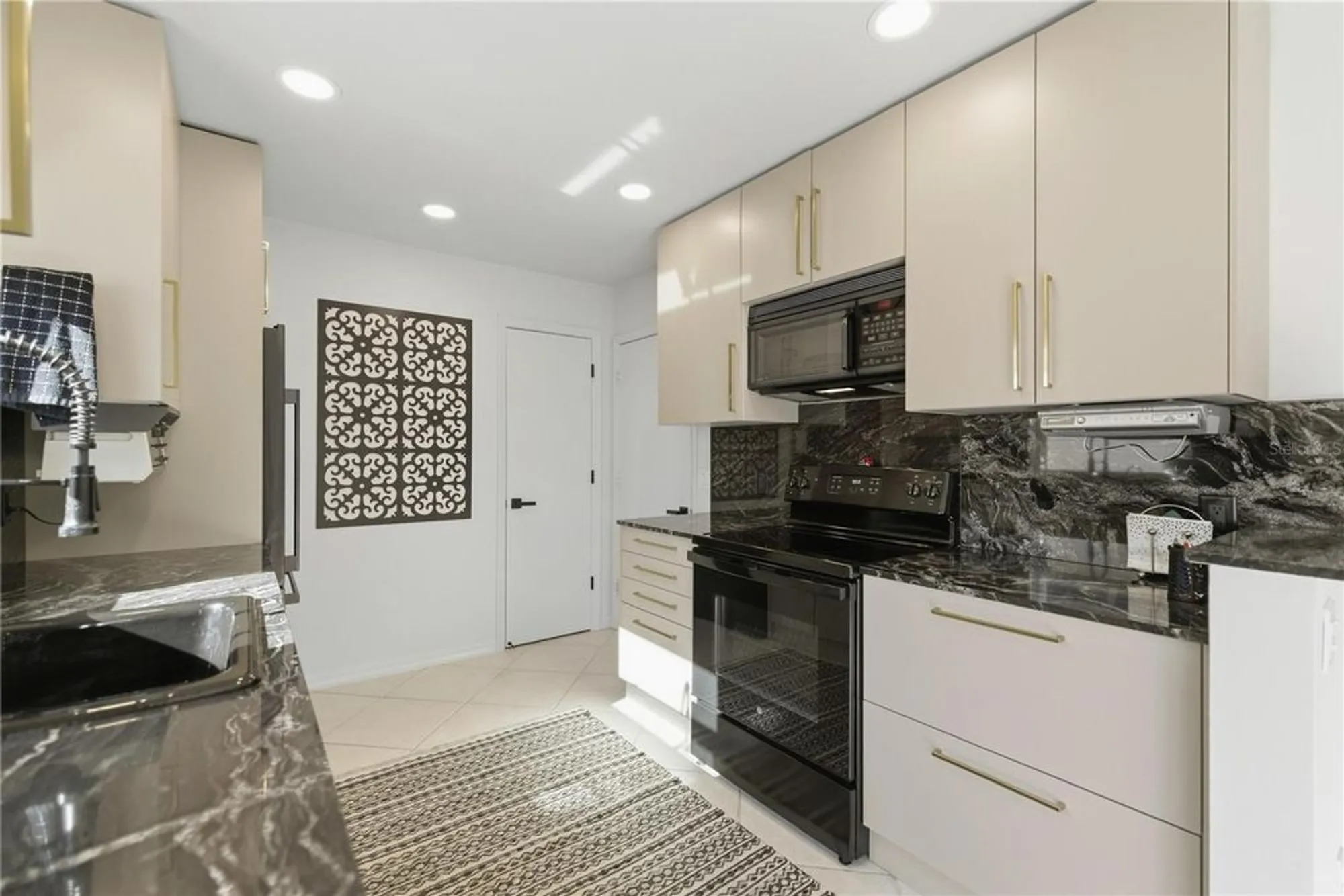 Property Slideshow image 19 of 36 | 627 delgado ave, The Villages, FL, 32159