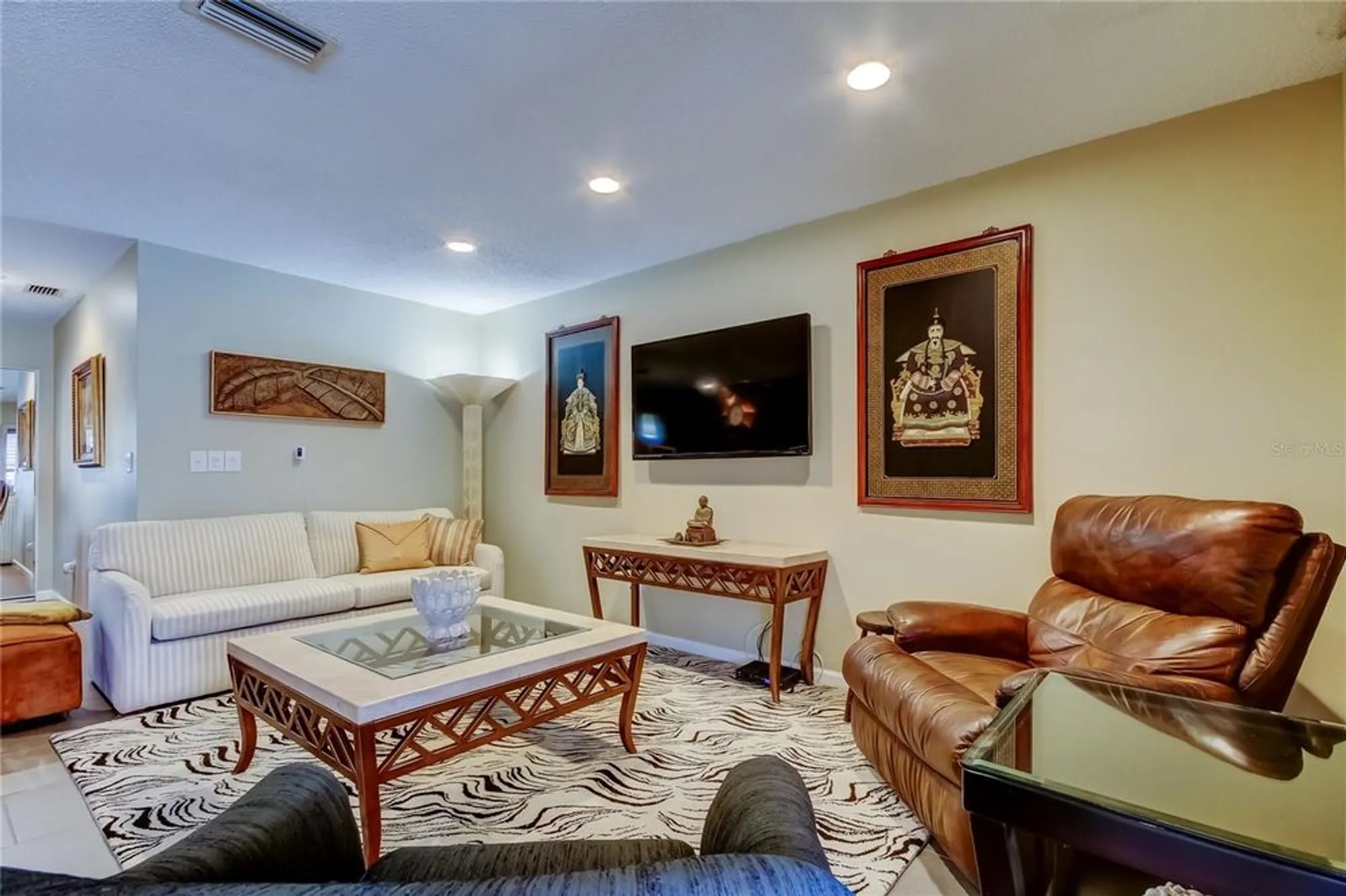 Property Slideshow image 22 of 77 | 329 club manor dr, Sun City Center, FL, 33573