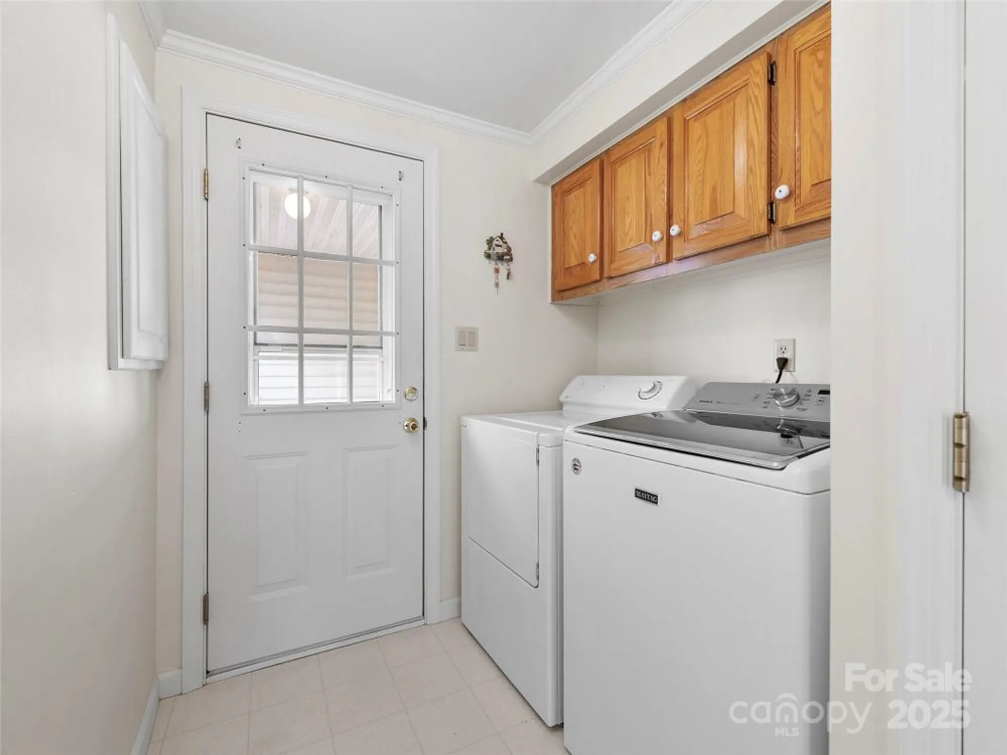 Property Slideshow image 18 of 19 | 233 white ash cir, Hendersonville, NC, 28739