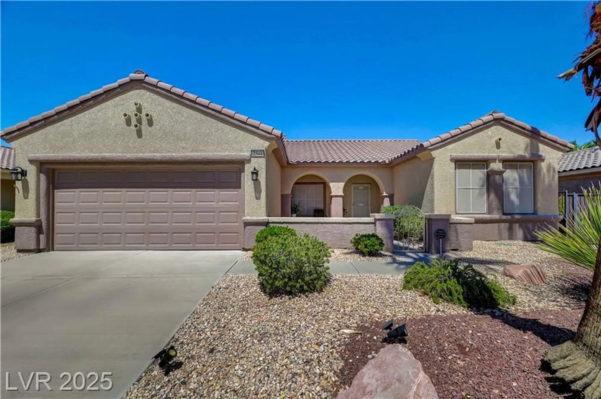 Property Slideshow image 4 of 65 | 2544 leighton ave, Henderson, NV, 89052