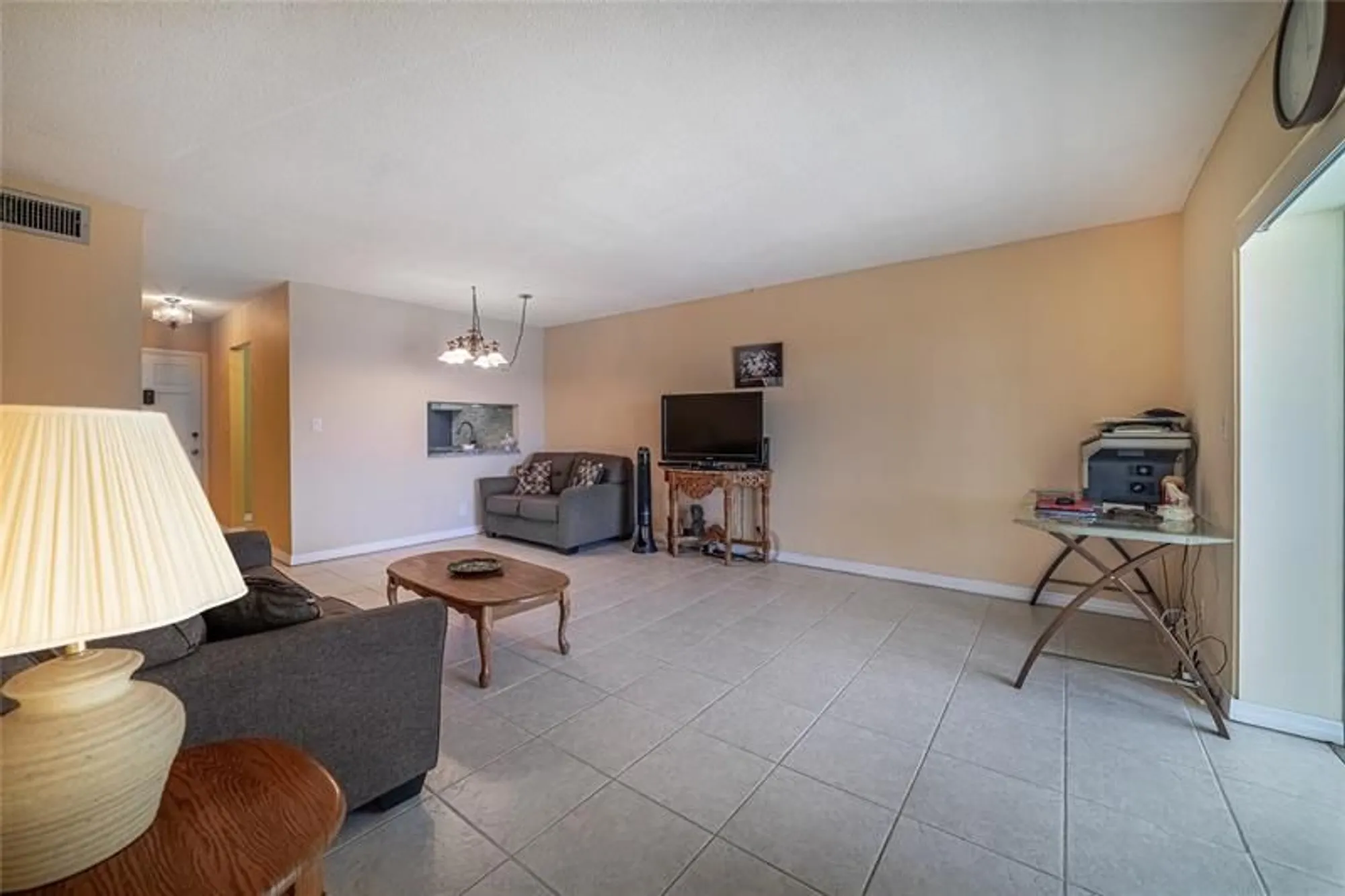 Property Slideshow image 6 of 35 | 2721 garden dr 310, Lake Worth, FL, 33461