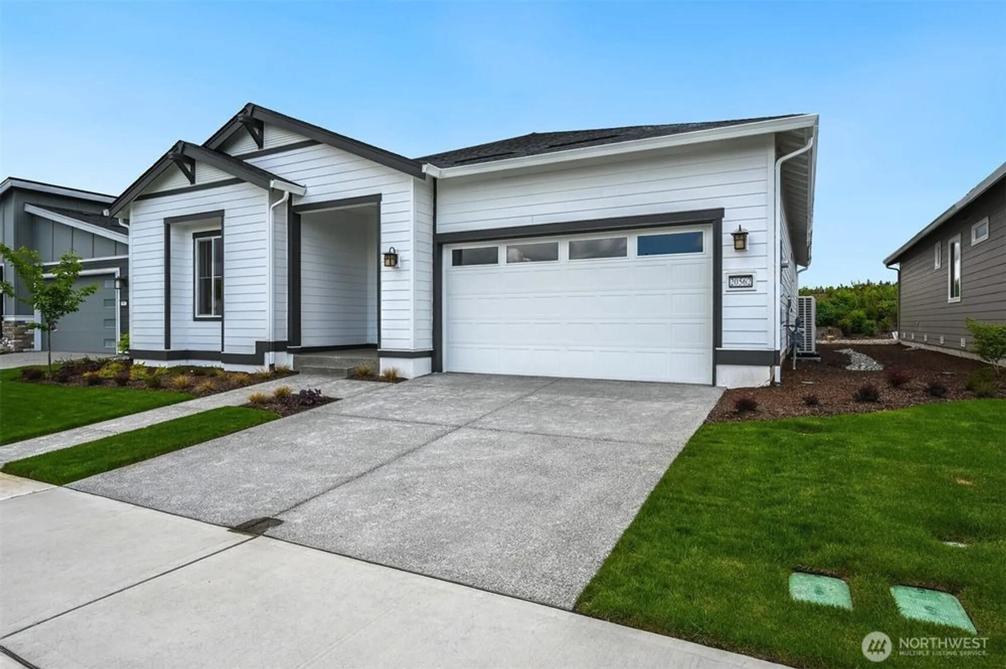 Property Slideshow image 2 of 33 | 20562 150th st e unit e, Bonney Lake, WA, 98391