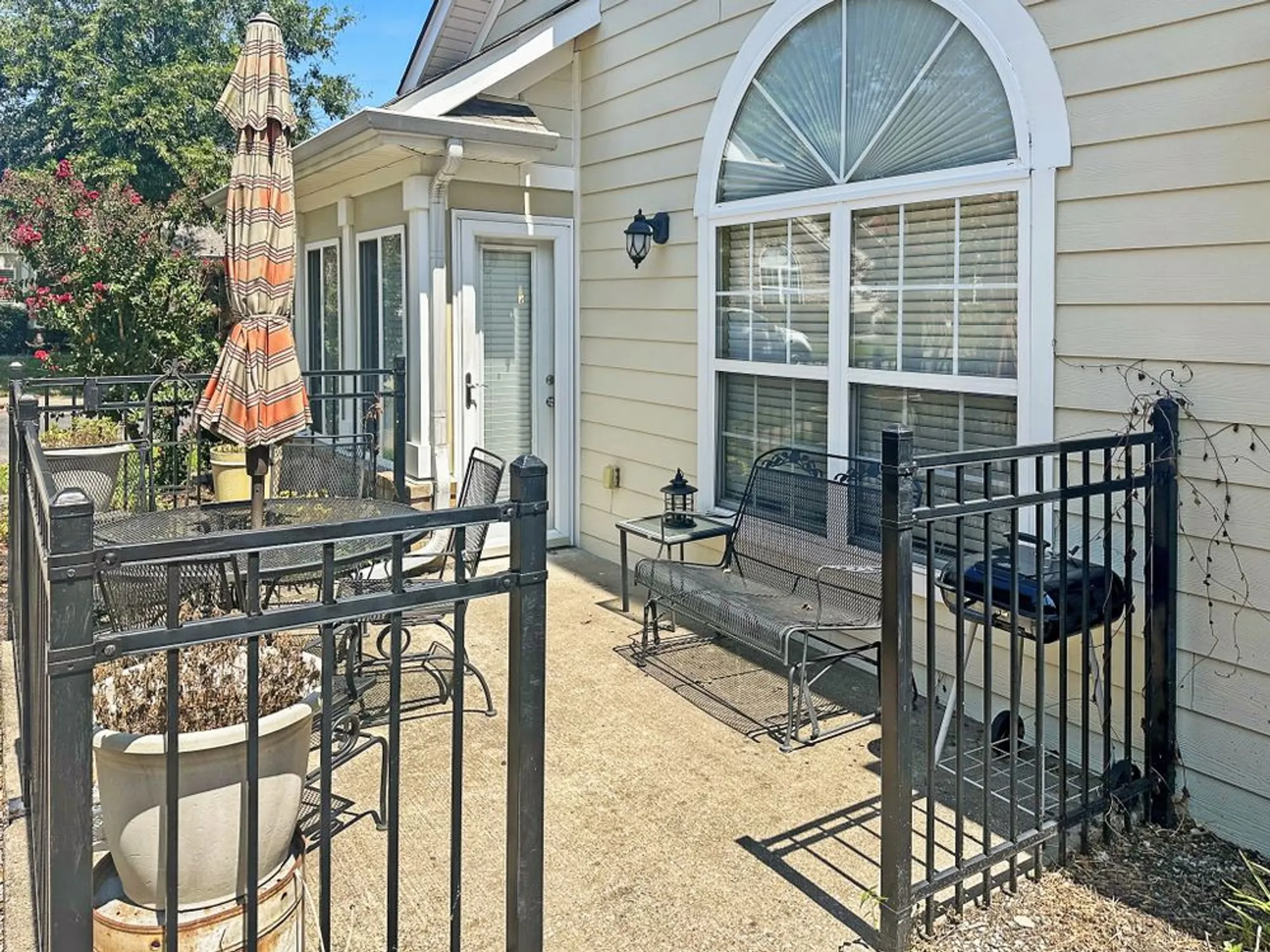 Property Slideshow image 28 of 37 | 825 s browns ln 2503, Gallatin, TN, 37066