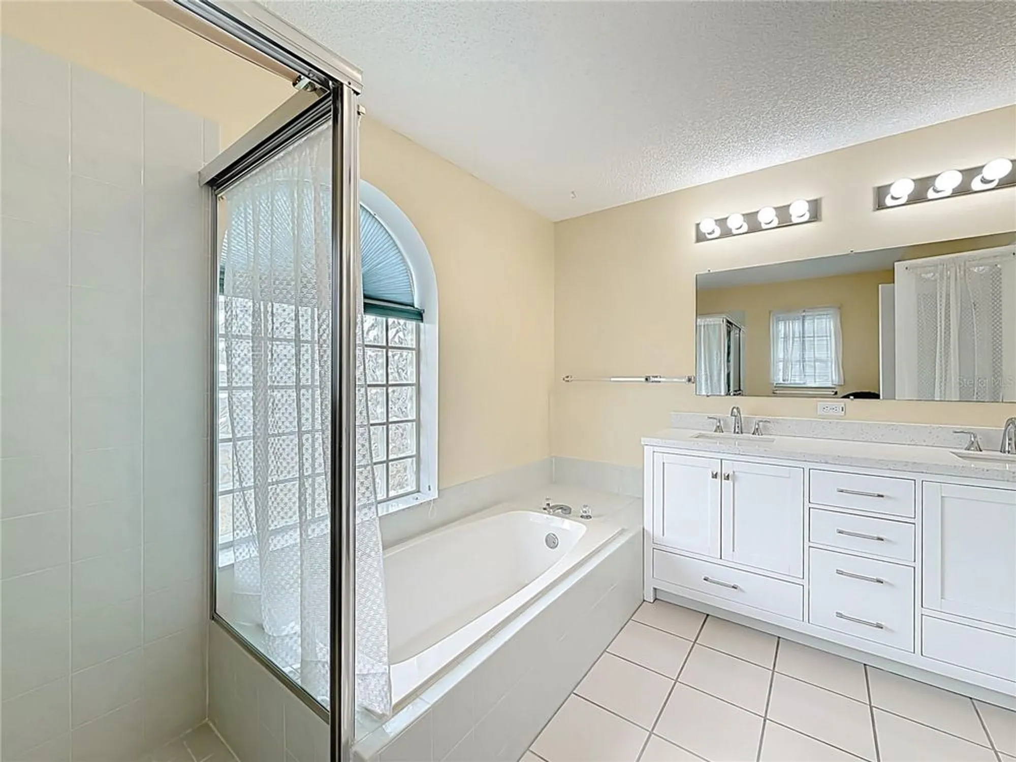 Property Slideshow image 18 of 40 | 2051 nw 50th ave, Ocala, FL, 34482