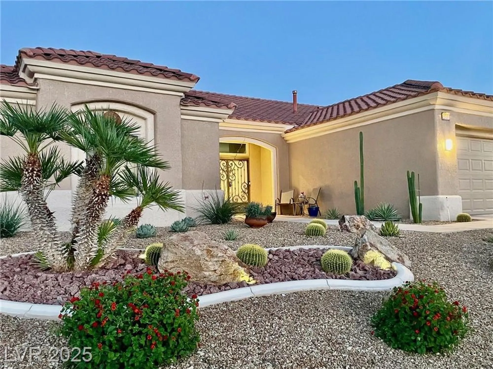 Property Slideshow image 1 of 21 | 2736 darby falls dr, Las Vegas, NV, 89134