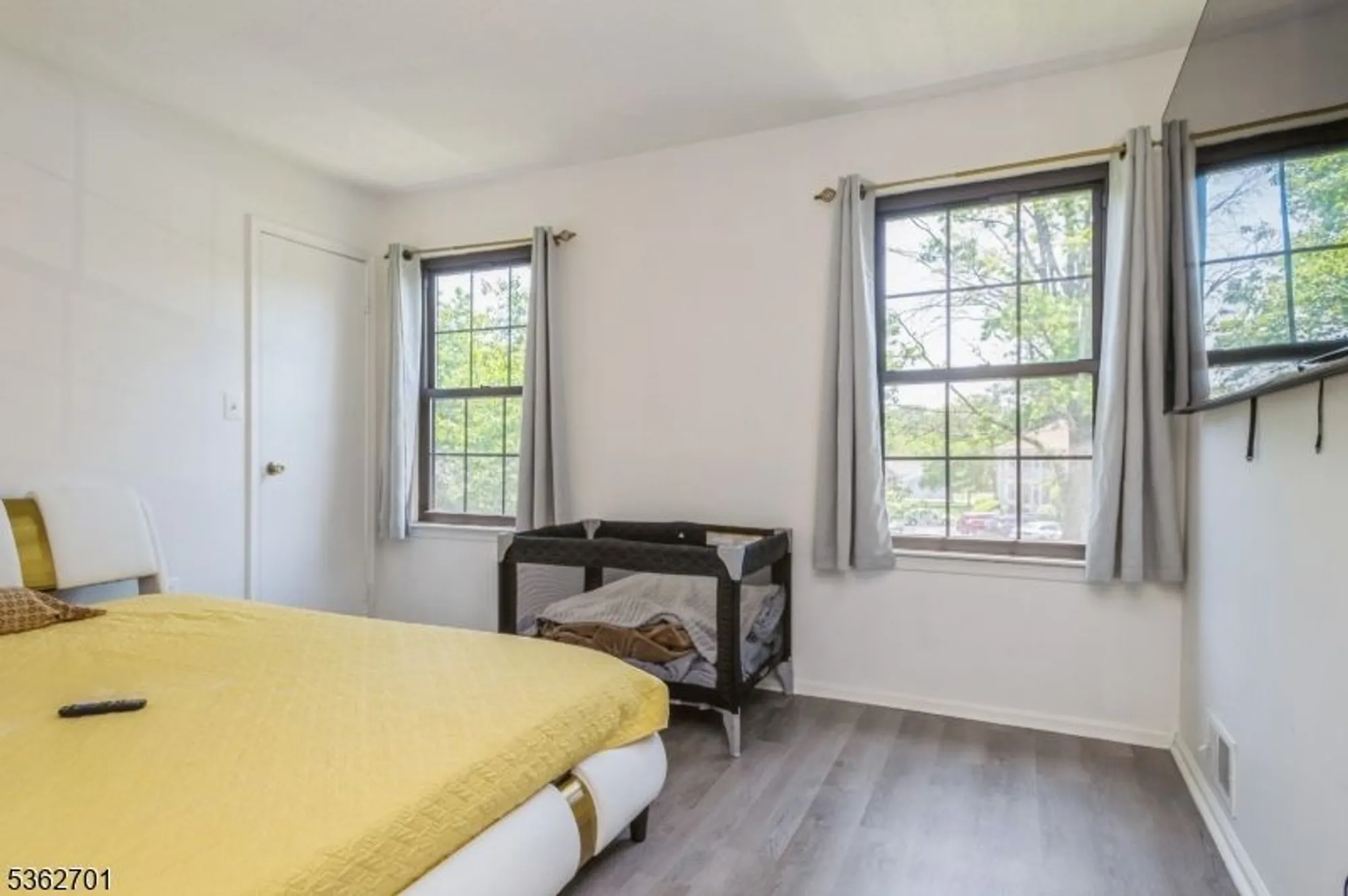 Property Slideshow image 14 of 21 | 114 griggs pl fl, East Brunswick, NJ, 08816