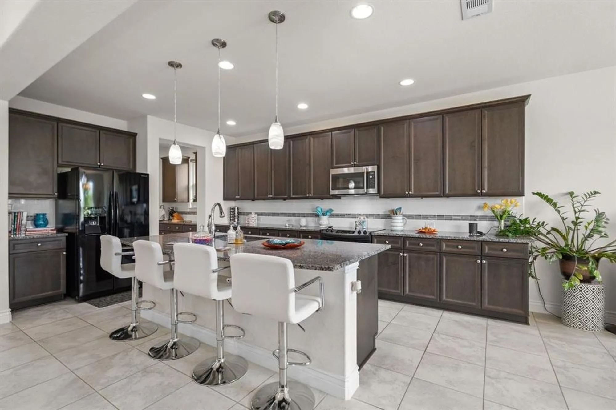 Property Slideshow image 11 of 32 | 12021 willet way, Denton, TX, 76207