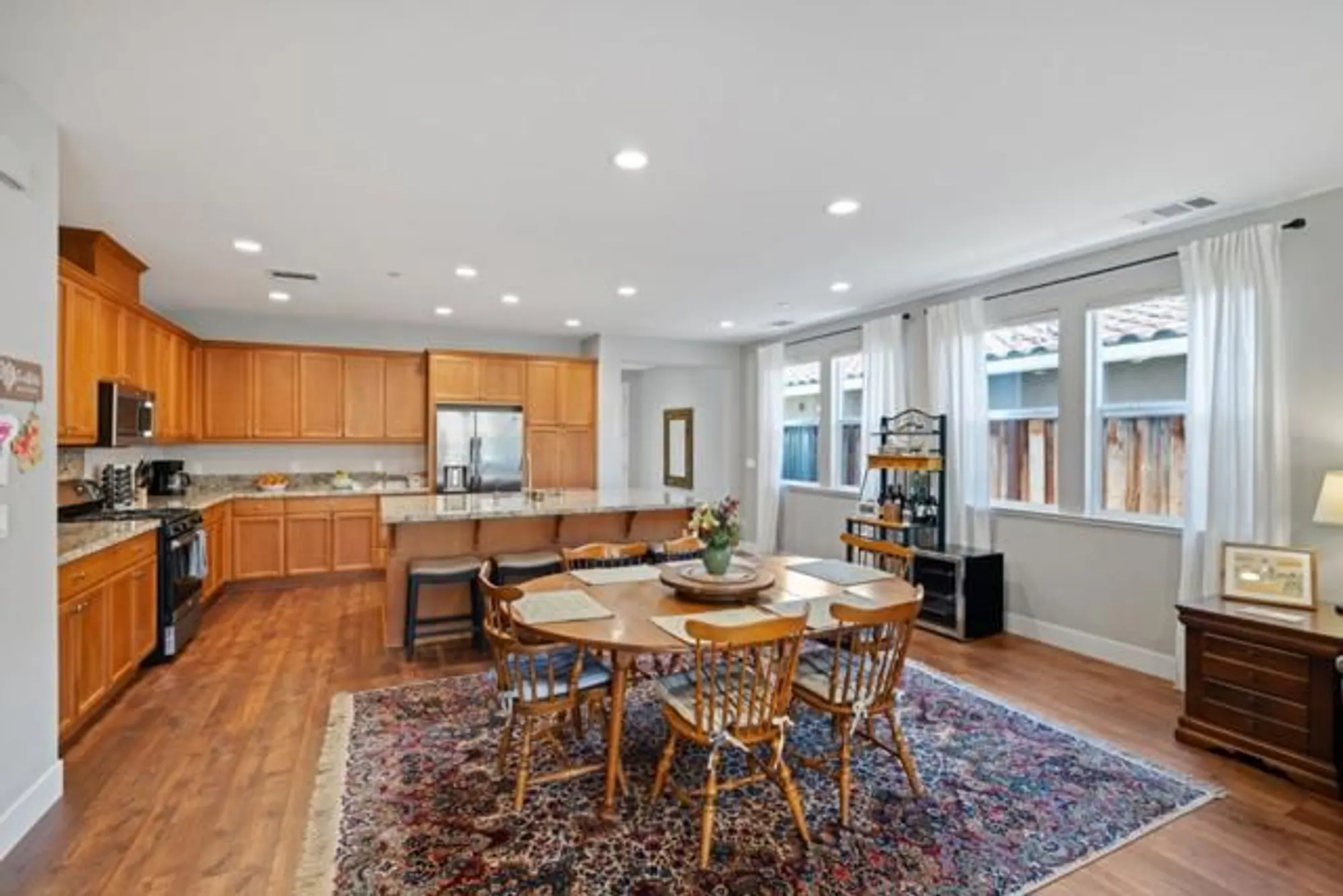 Property Slideshow image 22 of 63 | 1110 mcclellan st, Hollister, CA, 95023