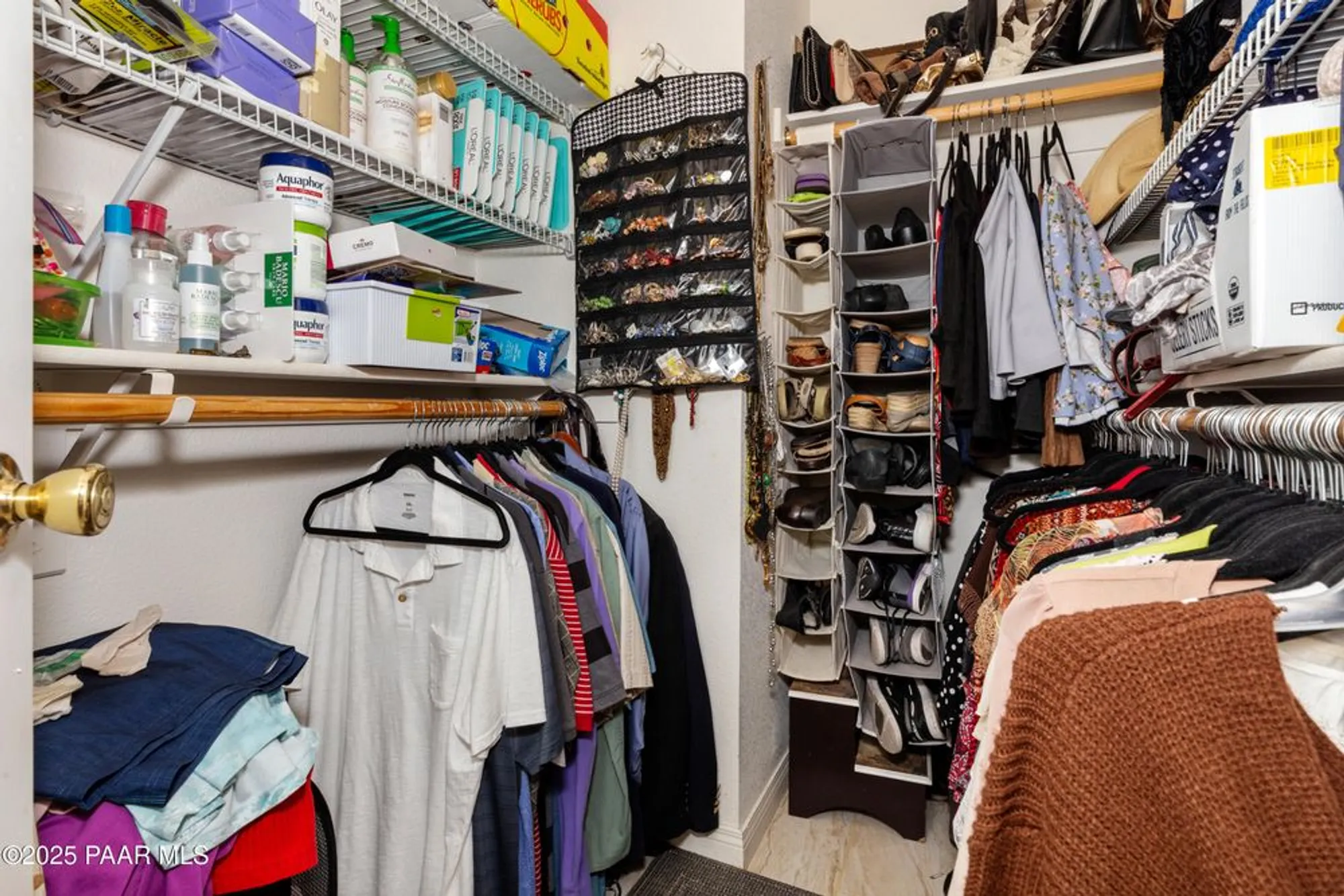 Property Slideshow image 13 of 39 | 1942 n regent, Prescott Valley, AZ, 86314