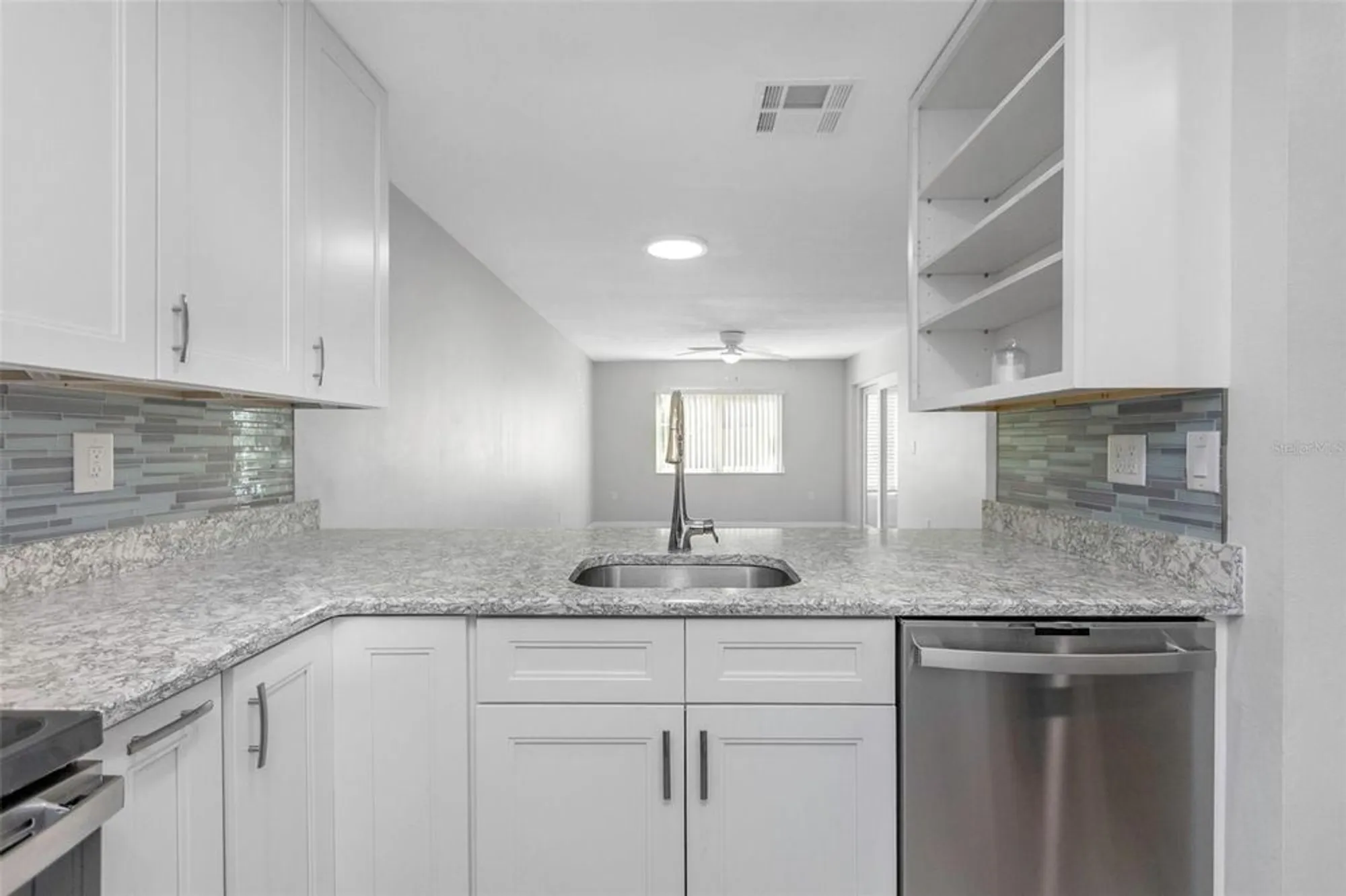 Property Slideshow image 16 of 45 | 6520 thicket trl, New Port Richey, FL, 34653