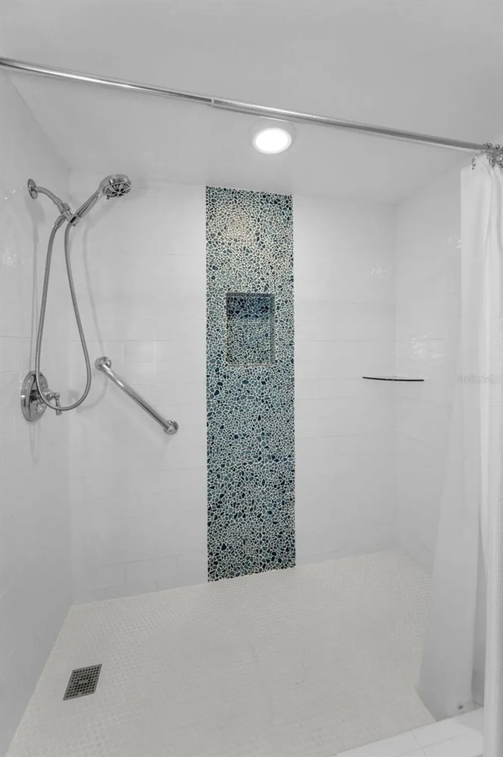 Property Slideshow image 26 of 57 | 3062 eastland blvd unit 402, Clearwater, FL, 33761