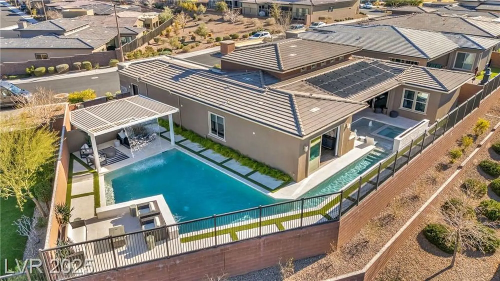 Property Slideshow image 33 of 95 | 10096 amethyst hills st, Las Vegas, NV, 89148