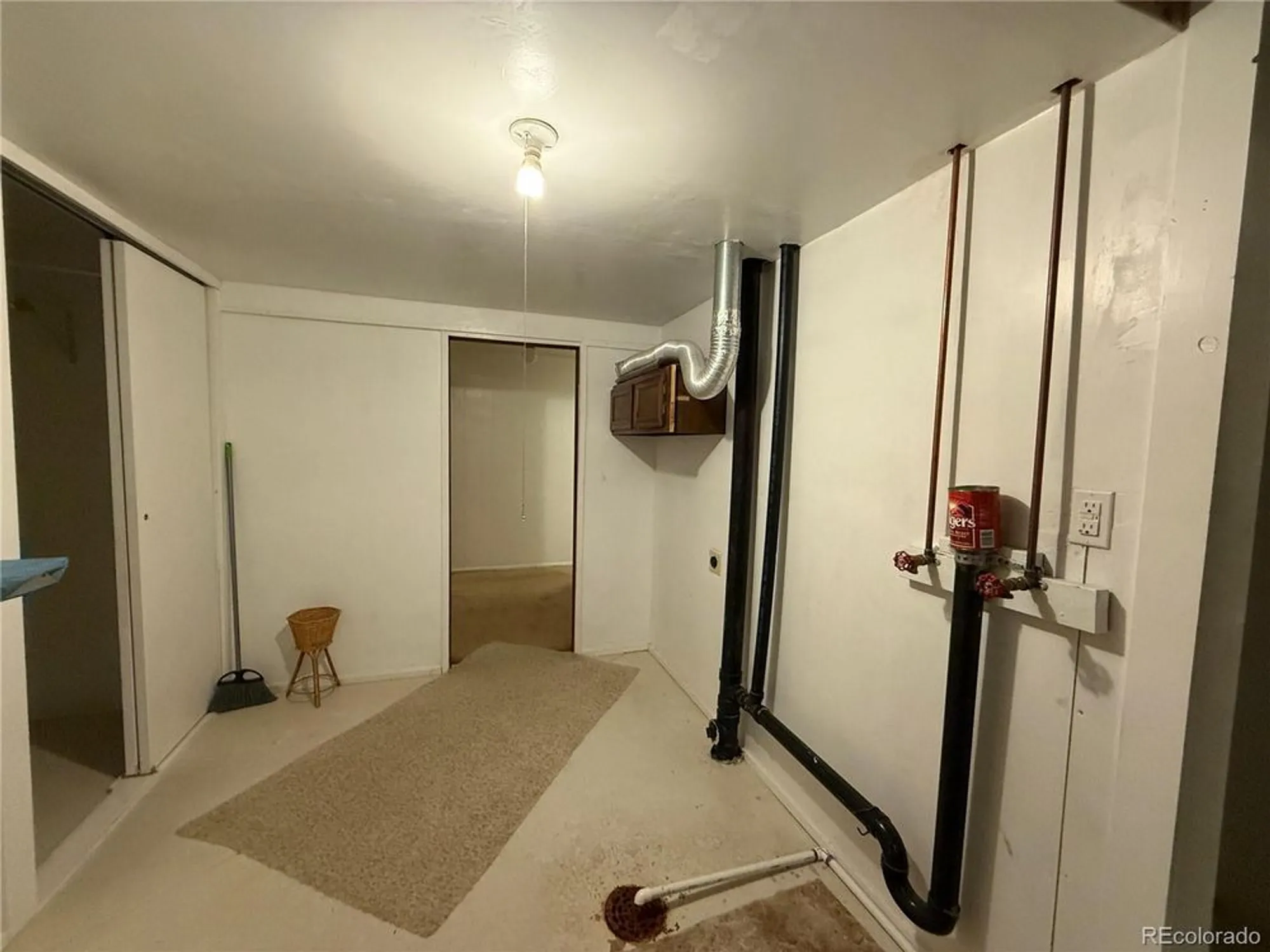 Property Slideshow image 28 of 28 | 13922 e linvale pl, Aurora, CO, 80014