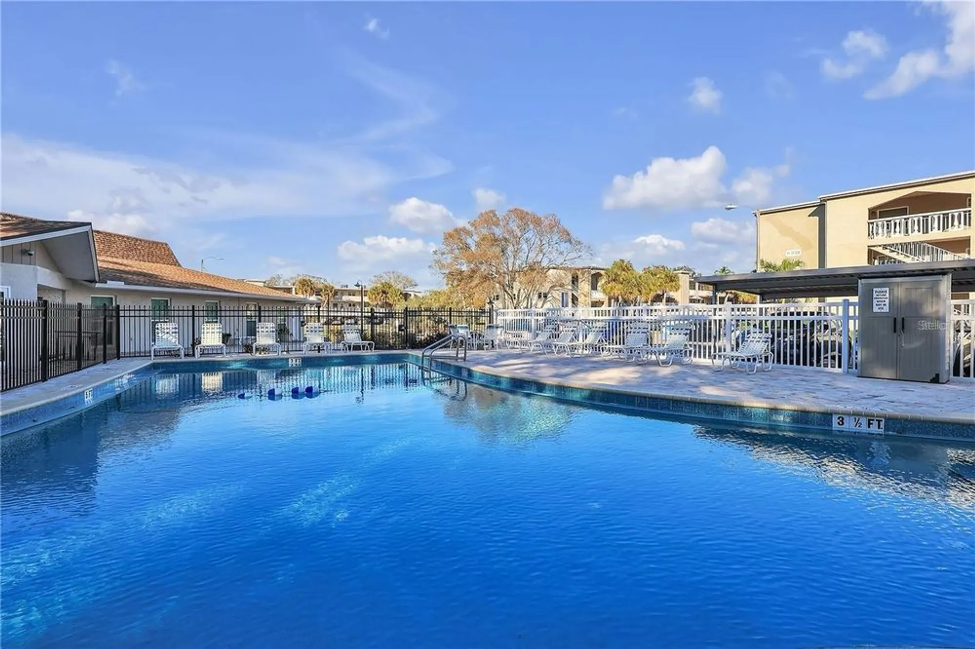 Property Slideshow image 5 of 30 | 960 virginia st apt 107, Dunedin, FL, 34698