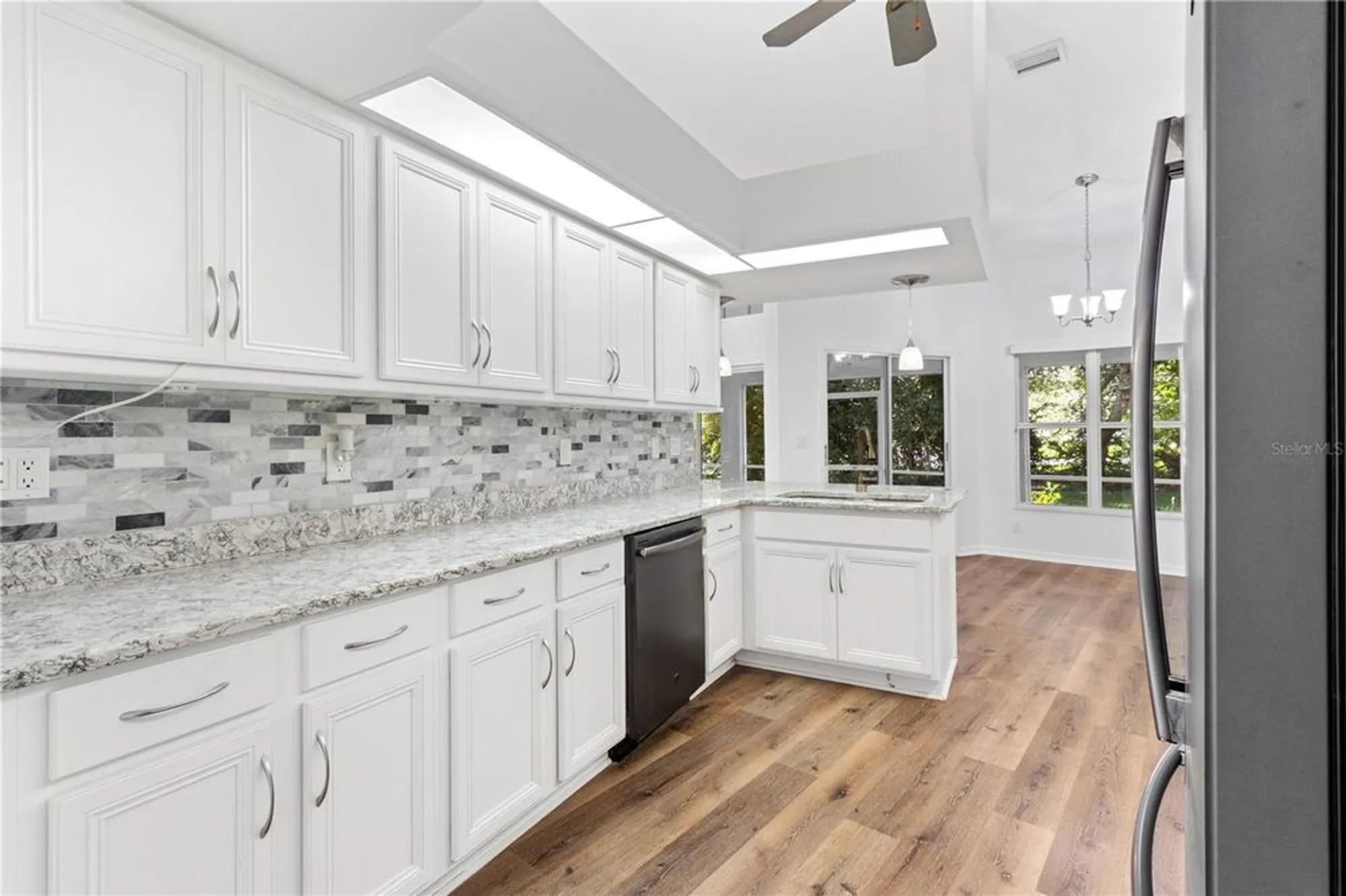 Property Slideshow image 10 of 57 | 9400 merriweather dr, Weeki Wachee, FL, 34613