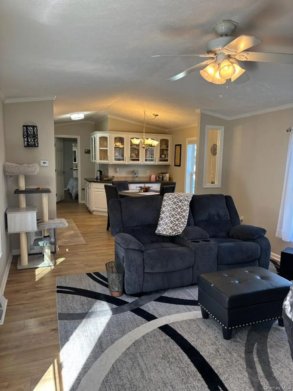 Property Slideshow image 14 of 21 | 1661 old country rd 69, Riverhead, NY, 11901