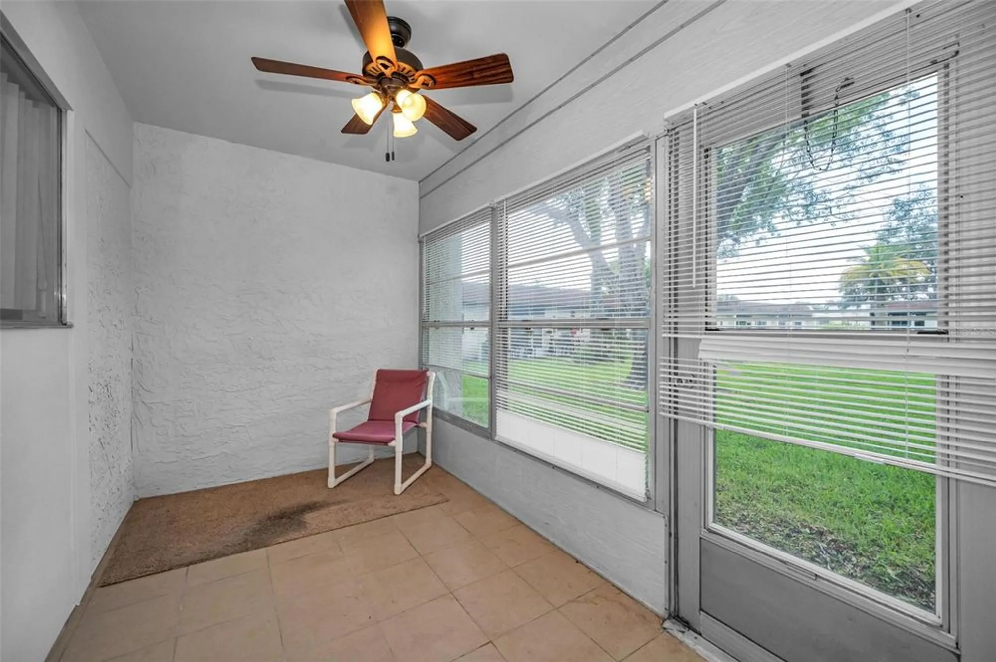 Property Slideshow image 31 of 56 | 3116 highlands blvd # 3116, Palm Harbor, FL, 34684