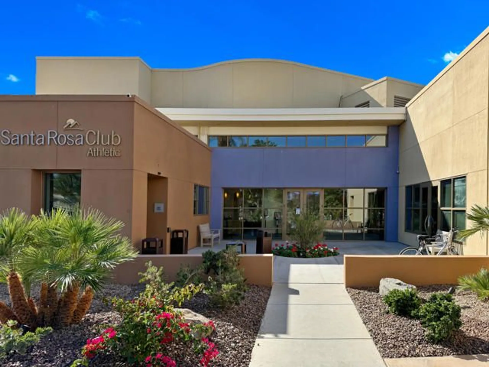 Property Slideshow image 47 of 66 | 81800 eagle claw dr, La Quinta, CA, 92253