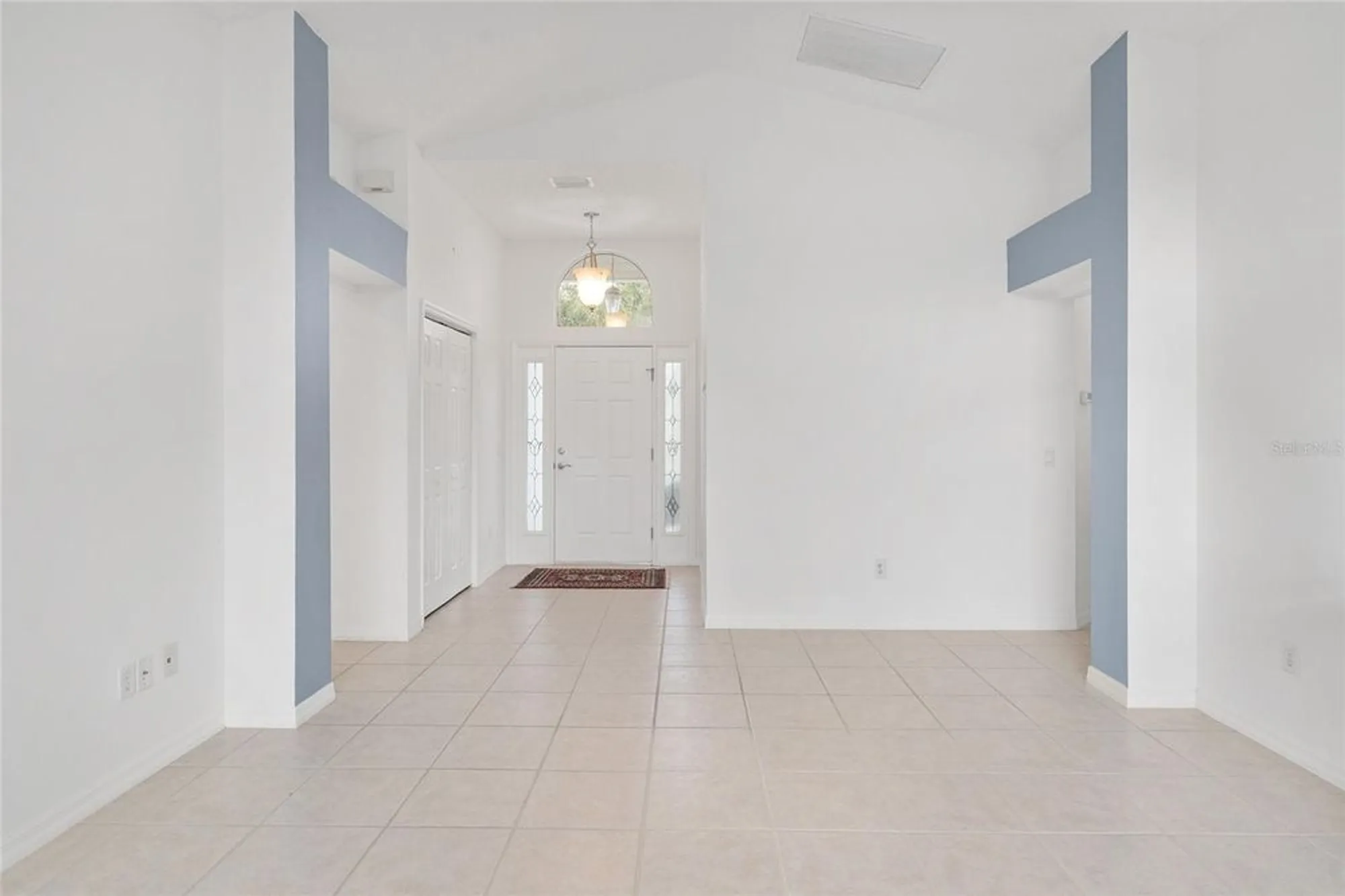 Property Slideshow image 8 of 72 | 560 smithfield pl, The Villages, FL, 32162