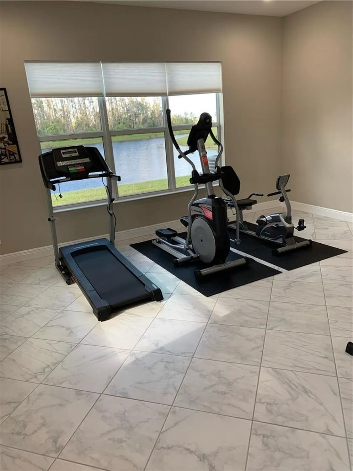 Property Slideshow image 42 of 87 | 16015 cape coral dr, Wimauma, FL, 33598