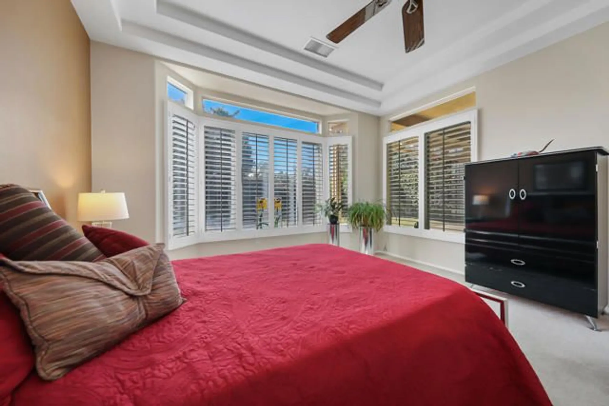 Property Slideshow image 19 of 31 | 80179 royal birkdale dr, Indio, CA, 92201