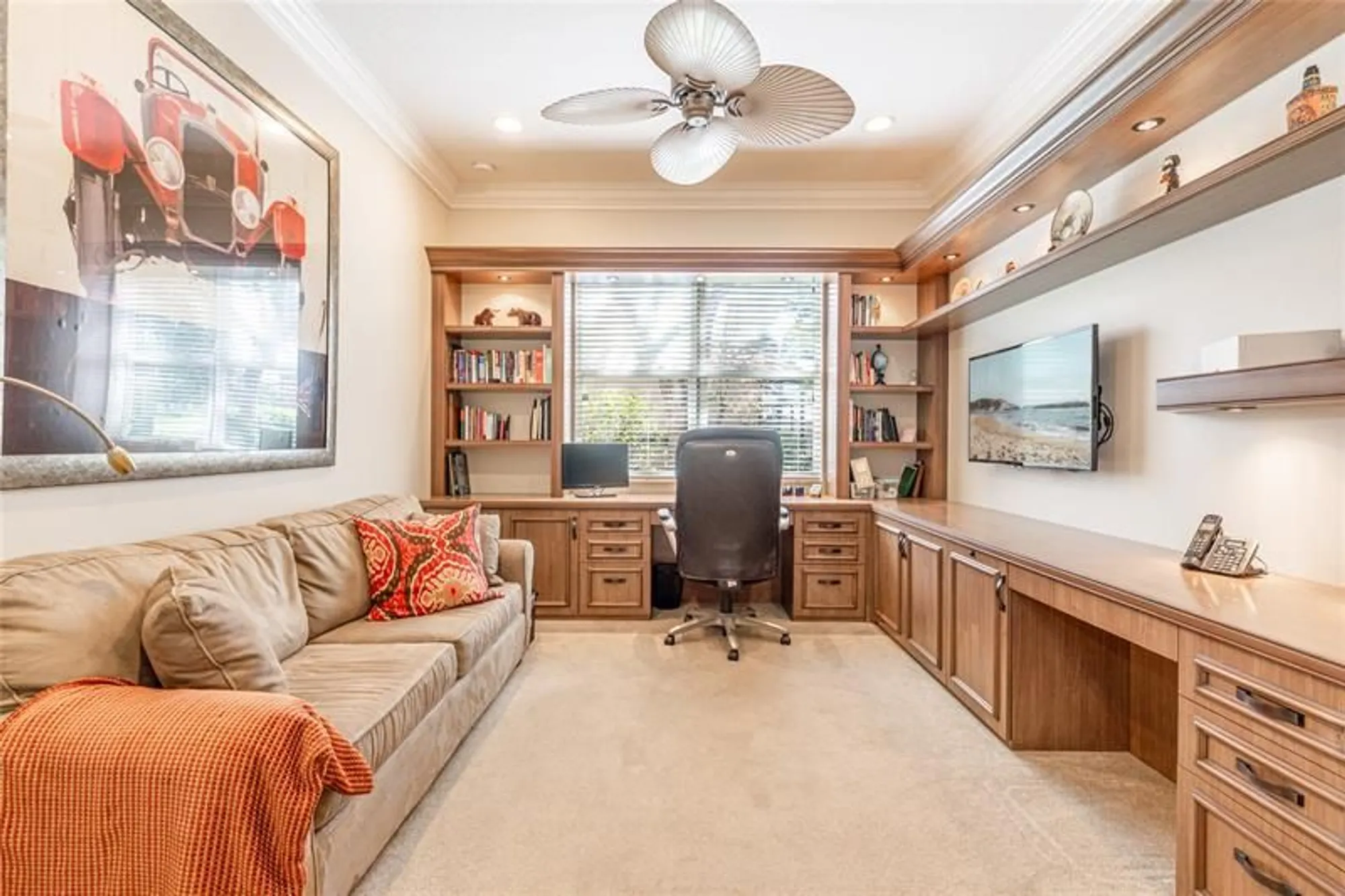 Property Slideshow image 25 of 40 | 10576 whitewind cir, Boynton Beach, FL, 33473