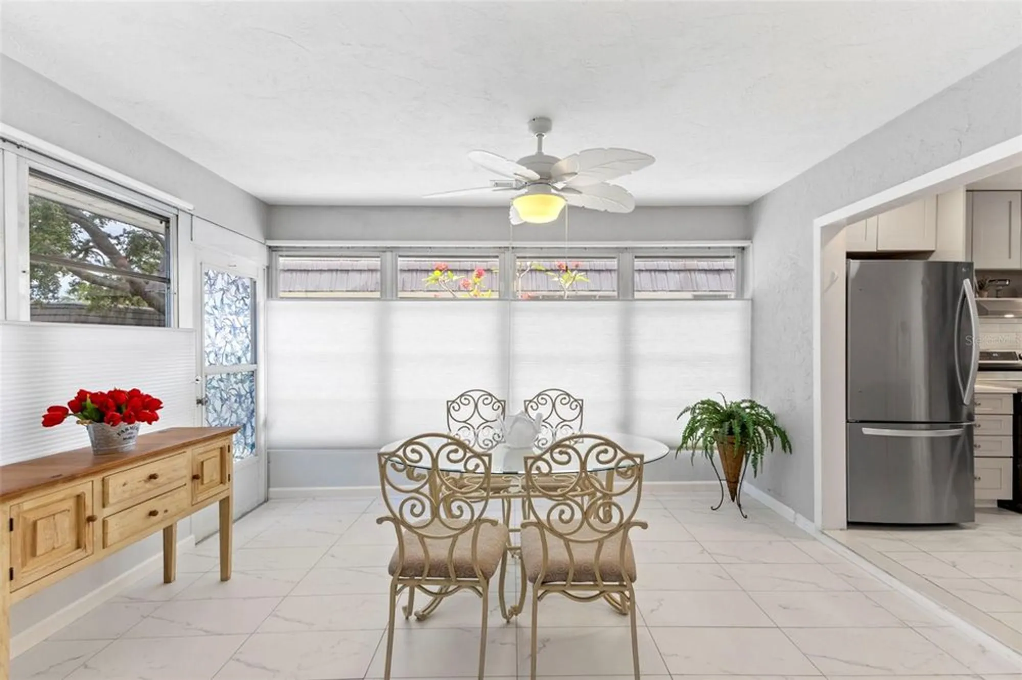 Property Slideshow image 17 of 18 | 3978 overlook bnd # 25, Sarasota, FL, 34232