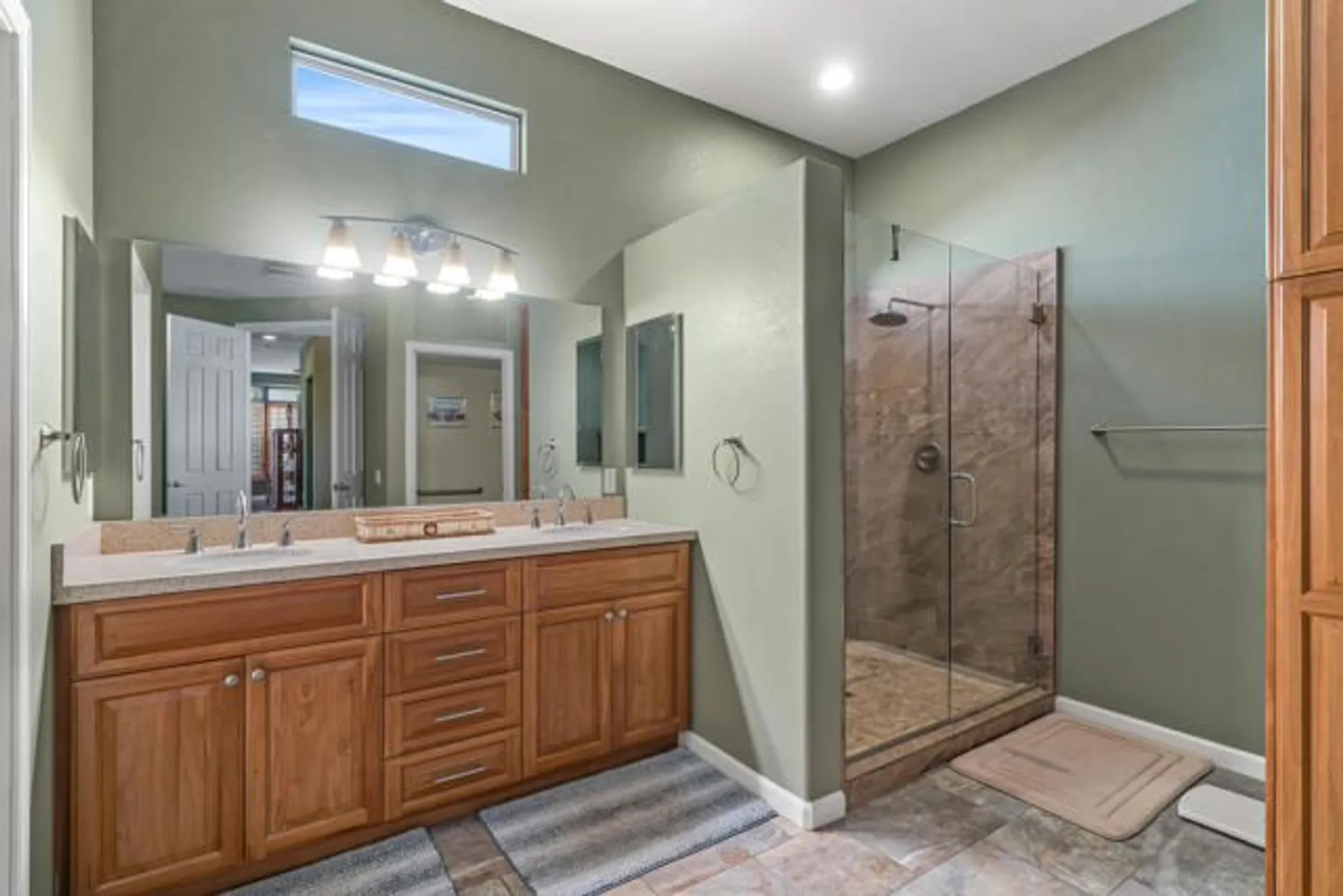 Property Slideshow image 29 of 73 | 44327 royal lytham dr, Indio, CA, 92201