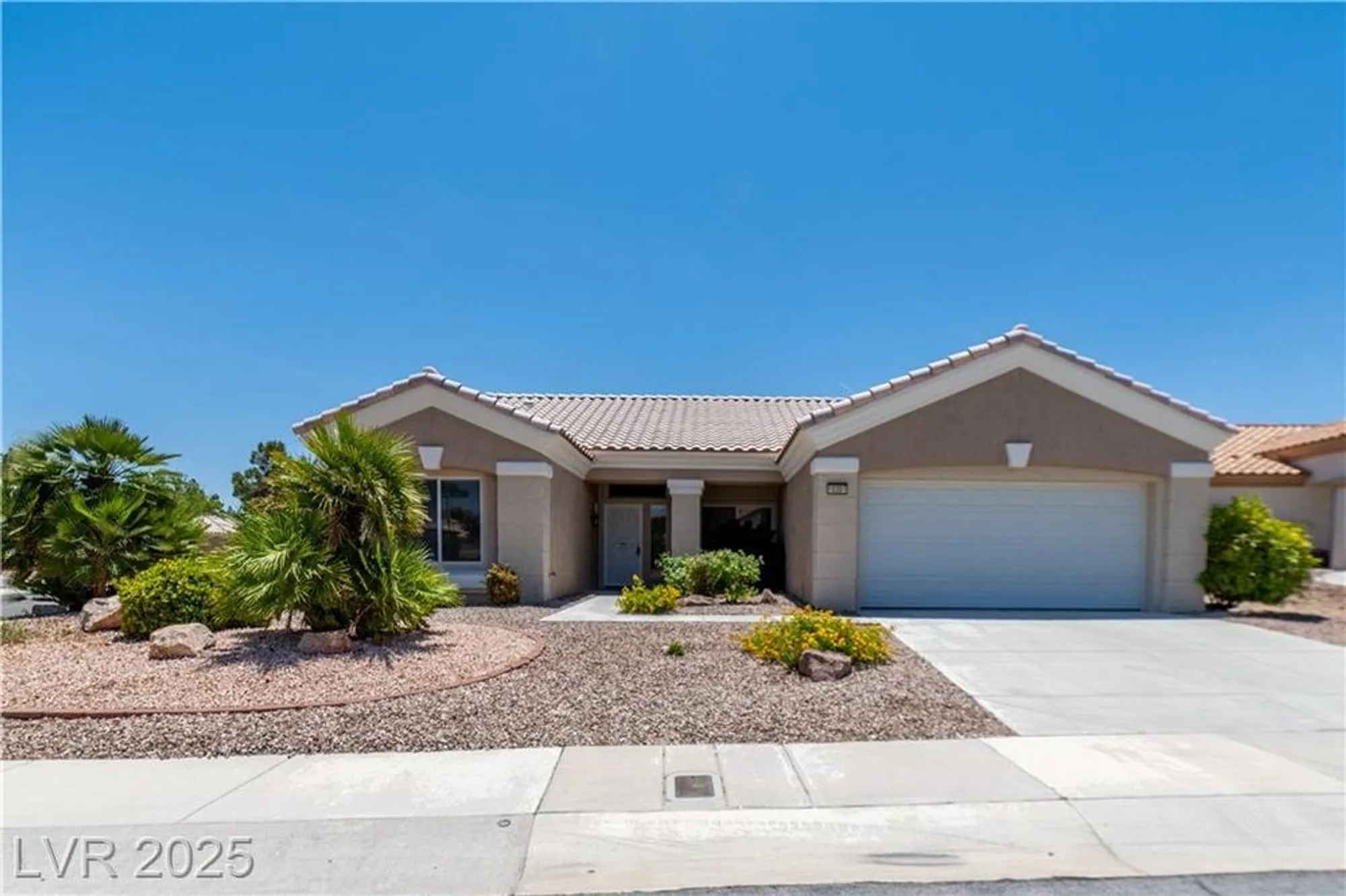 Property Slideshow image 36 of 37 | 10301 coal creek pl, Las Vegas, NV, 89134