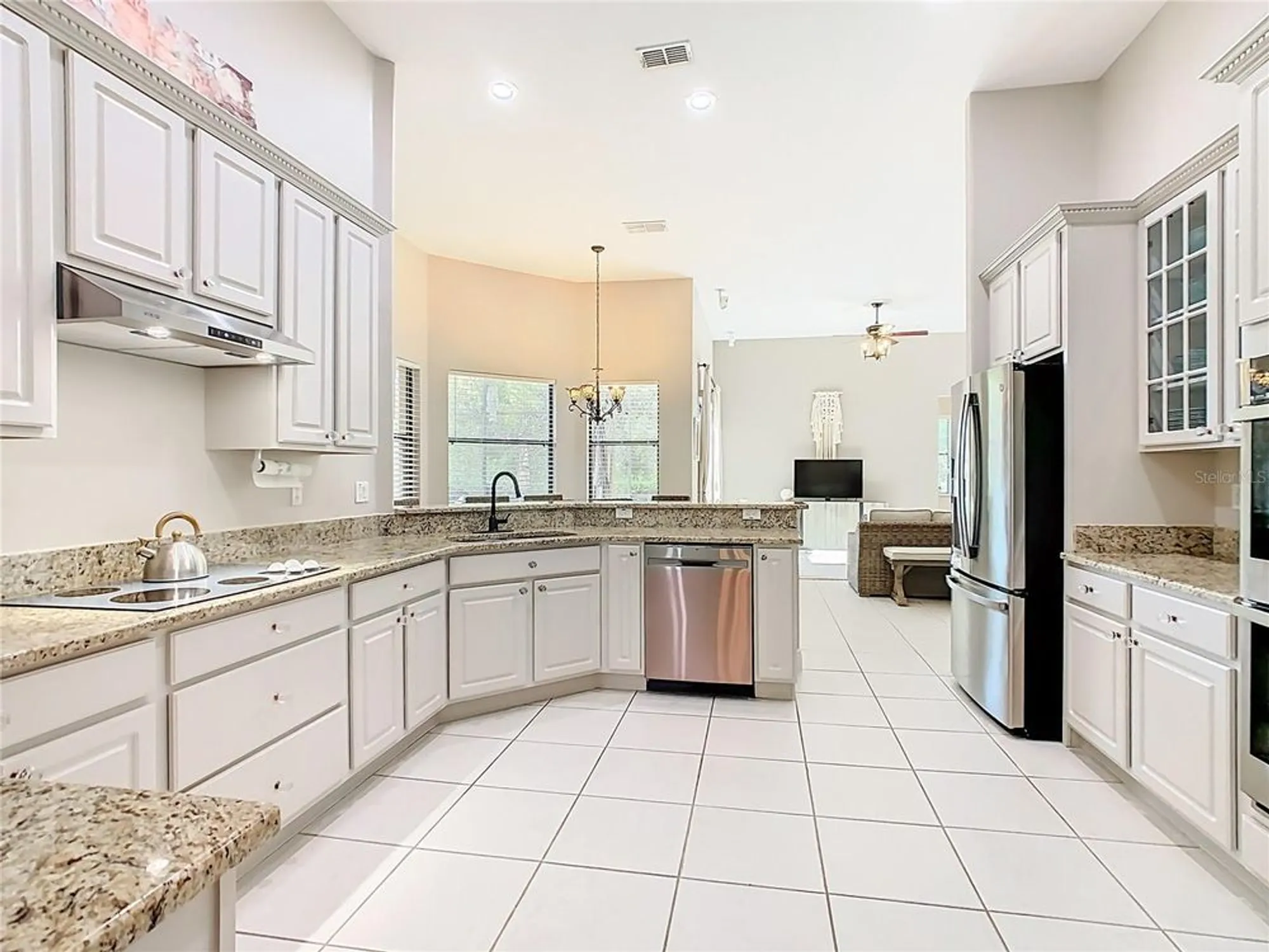 Property Slideshow image 10 of 84 | 915 san raphael st, Poinciana, FL, 34759