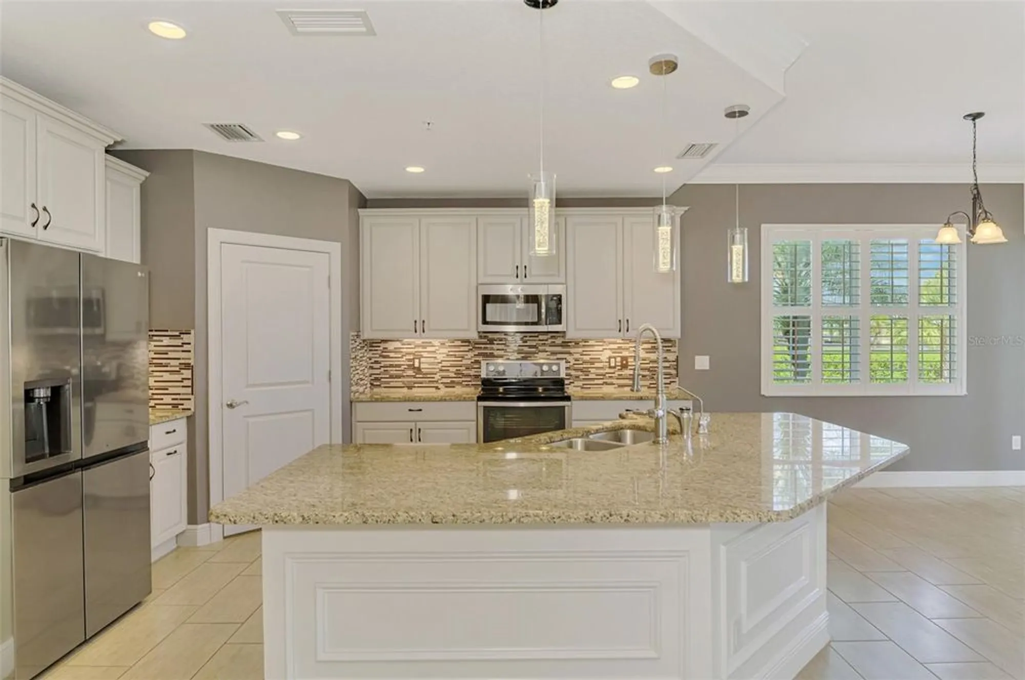 Property Slideshow image 28 of 77 | 1226 riverscape st, Bradenton, FL, 34208
