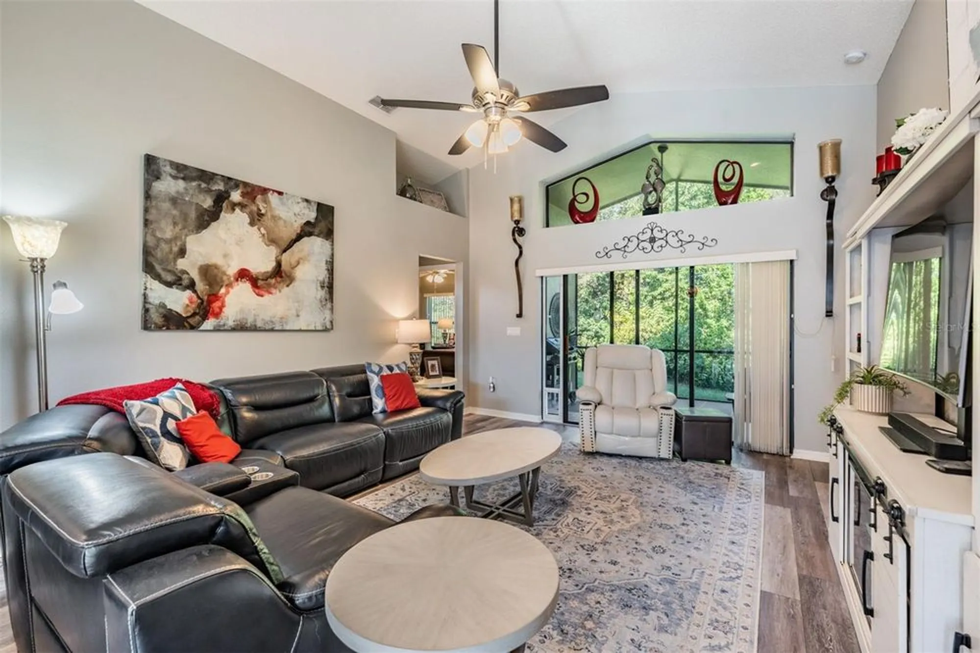 Property Slideshow image 3 of 57 | 525 bent oak ct, Spring Hill, FL, 34609