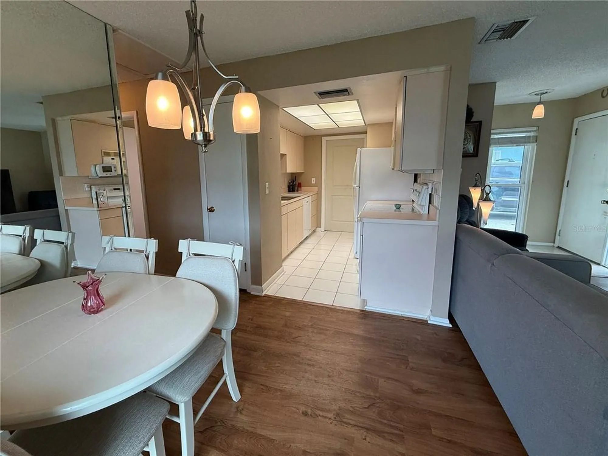 Property Slideshow image 15 of 51 | 2722 sherbrooke ln d, Palm Harbor, FL, 34684