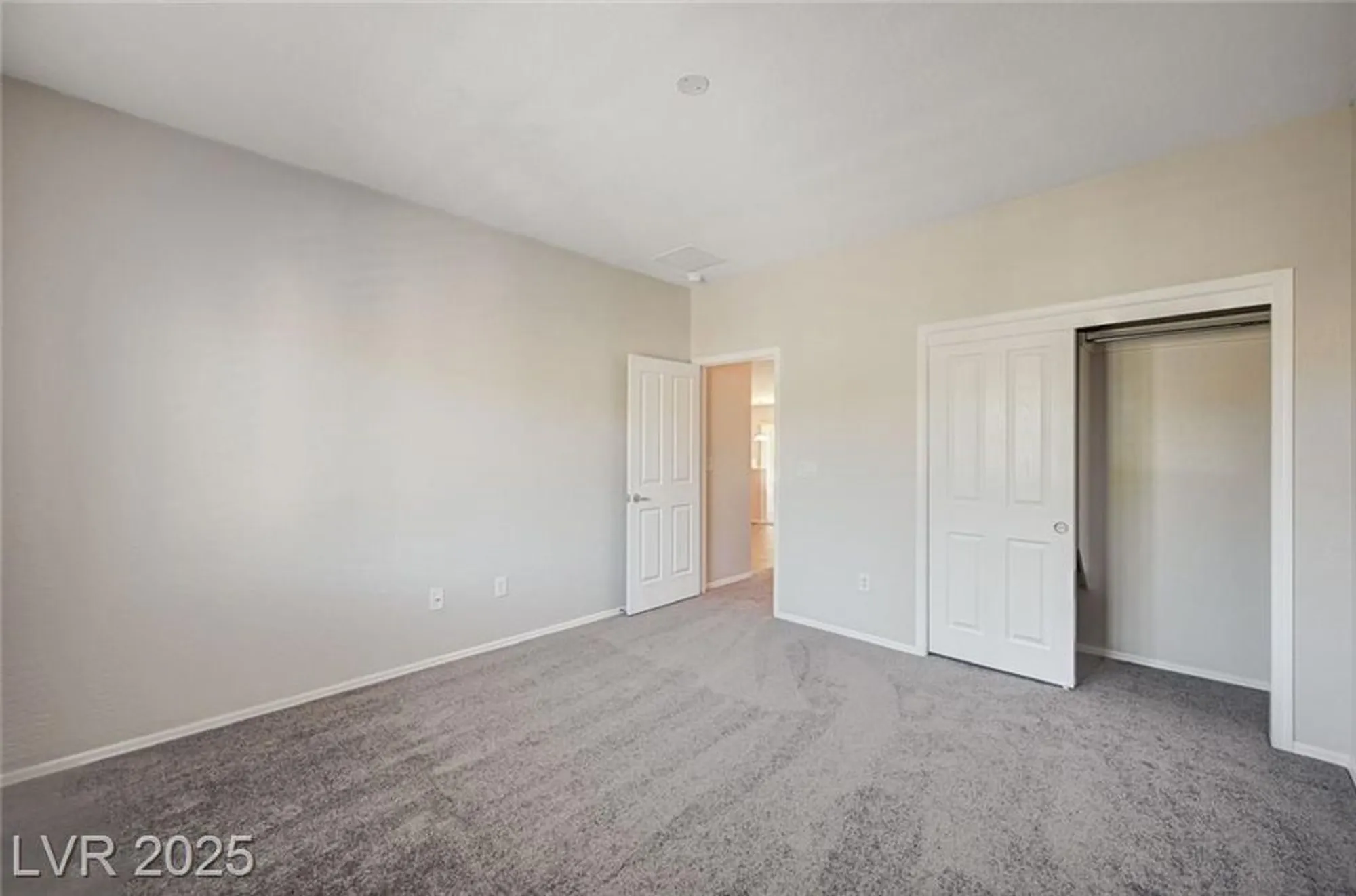 Property Slideshow image 28 of 37 | 2499 capella star st, Henderson, NV, 89044