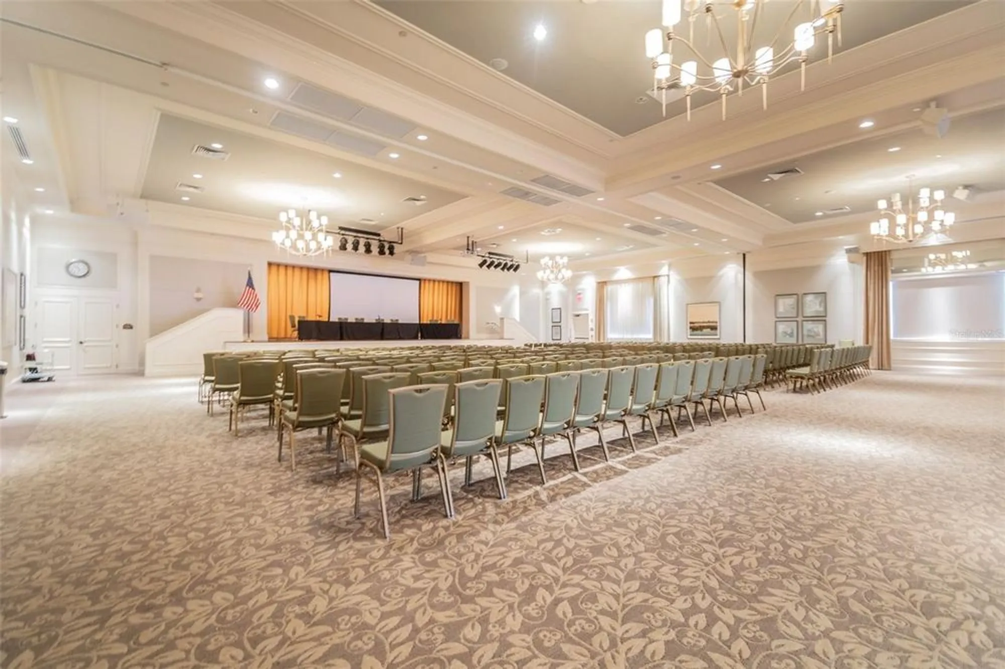 Property Slideshow image 87 of 100 | 16101 cape coral dr, Wimauma, FL, 33598