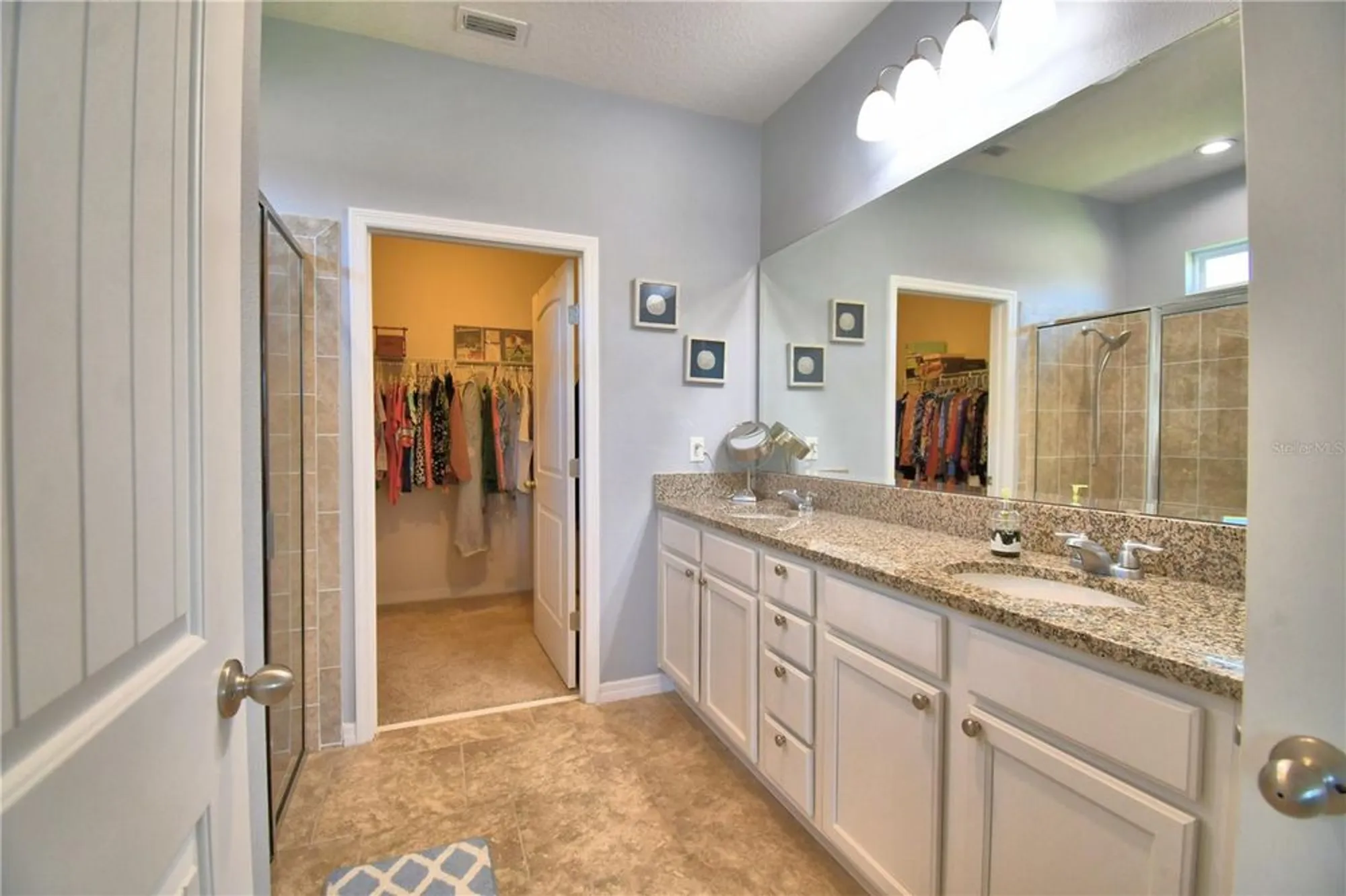 Property Slideshow image 20 of 55 | 2577 canyon crest dr, Lakeland, FL, 33811