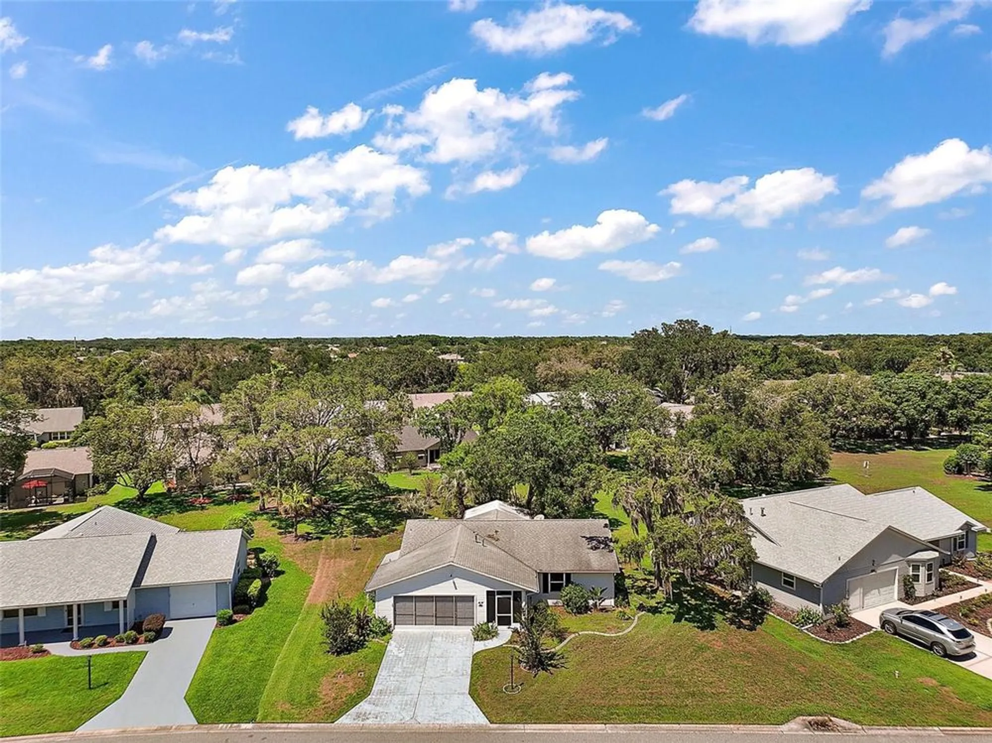 Property Slideshow image 38 of 41 | 5618 rosewall cir, Leesburg, FL, 34748