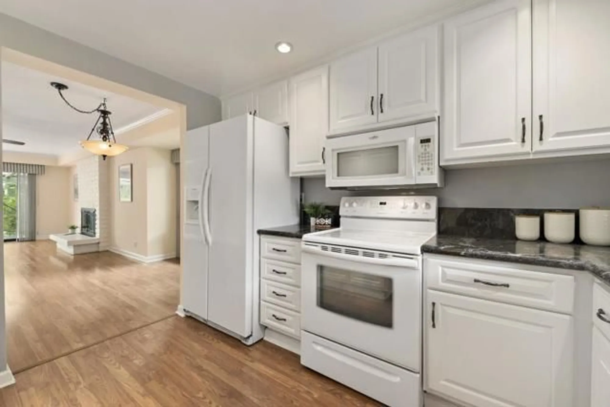 Property Slideshow image 14 of 34 | 5336 cribari gln, San Jose, CA, 95135