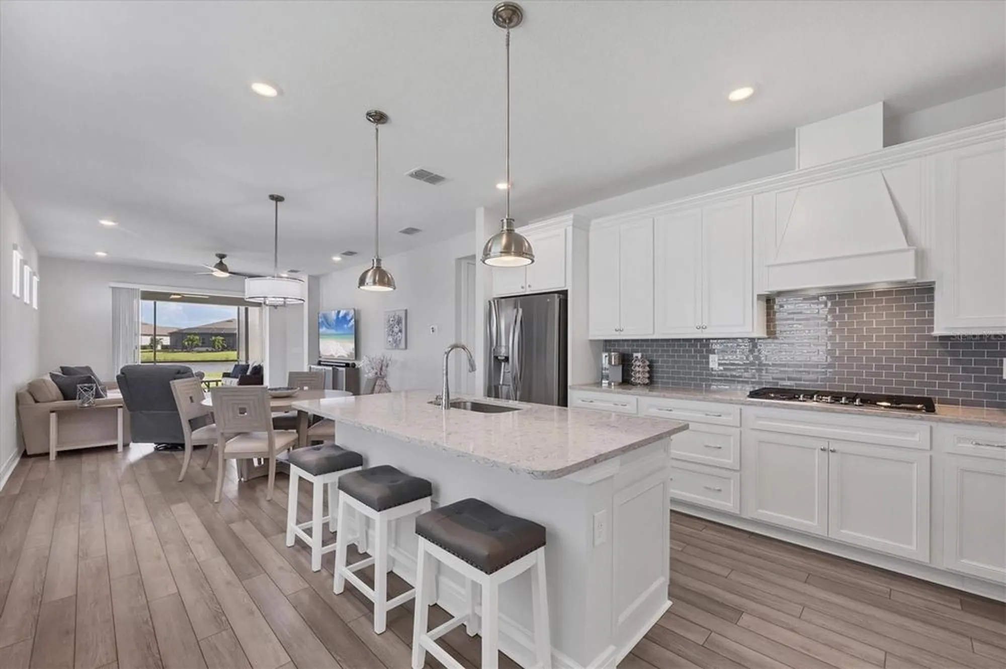 Property Slideshow image 10 of 63 | 10658 spring tide way, Parrish, FL, 34219