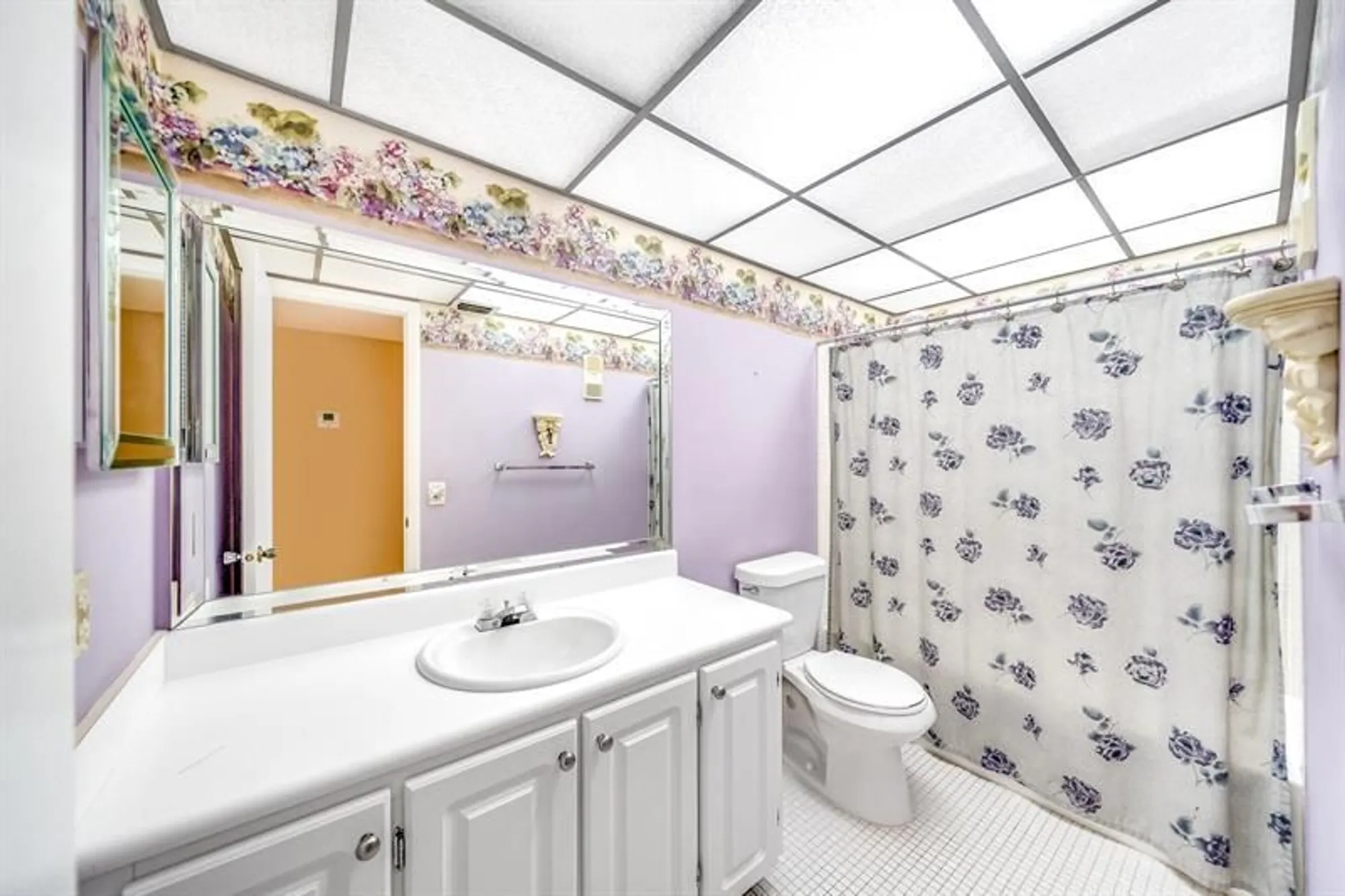 Property Slideshow image 17 of 30 | 9933 n belfort cir 201, Tamarac, FL, 33321