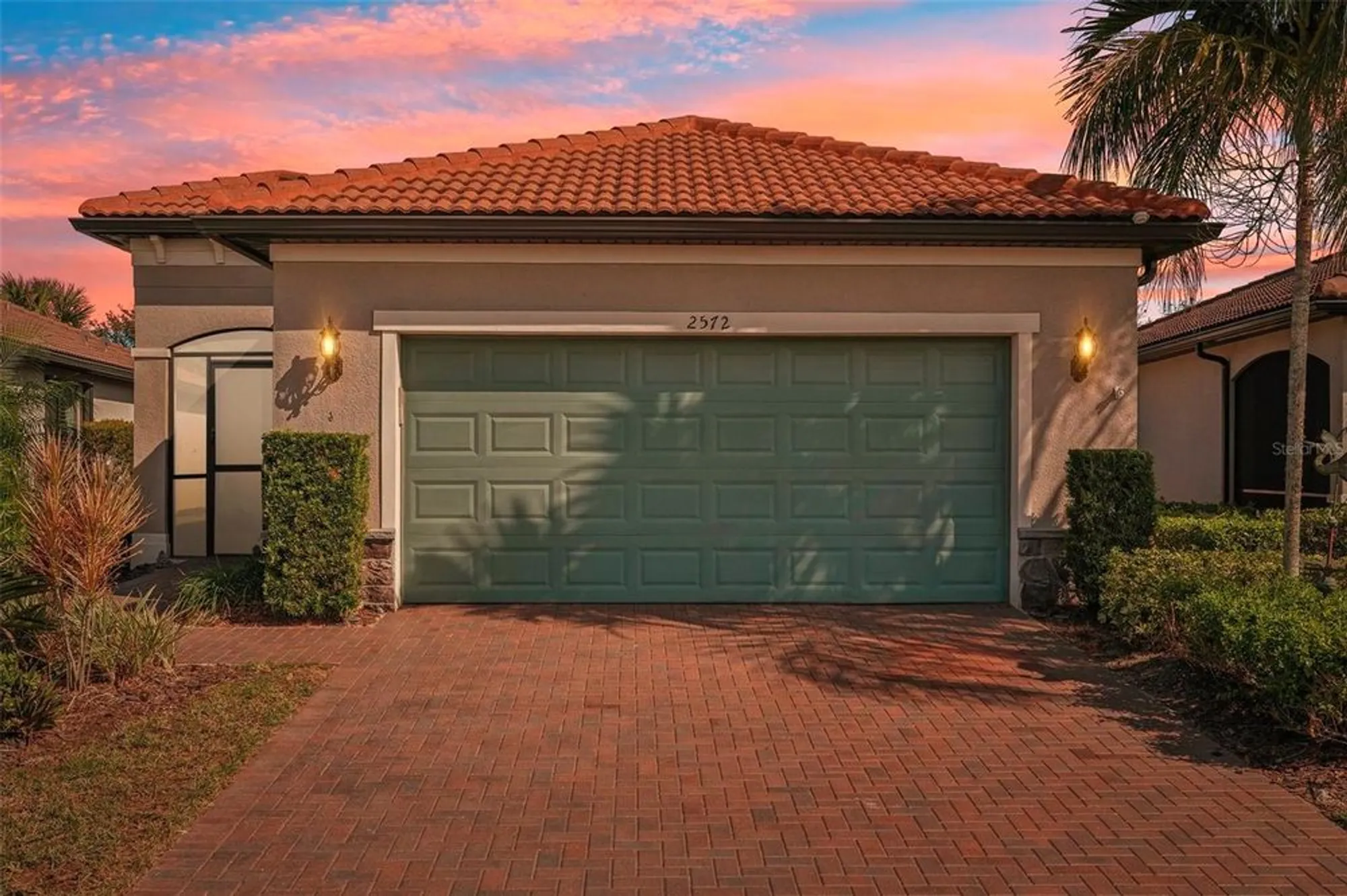 Property Slideshow image 2 of 53 | 2572 daisy dr, North Port, FL, 34289