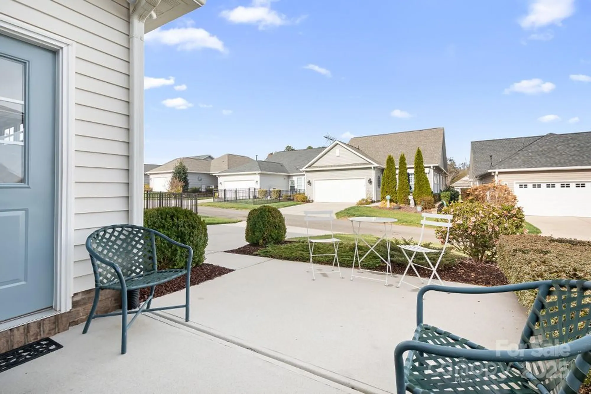 Property Slideshow image 22 of 42 | 11715 meetinghouse dr, Cornelius, NC, 28031